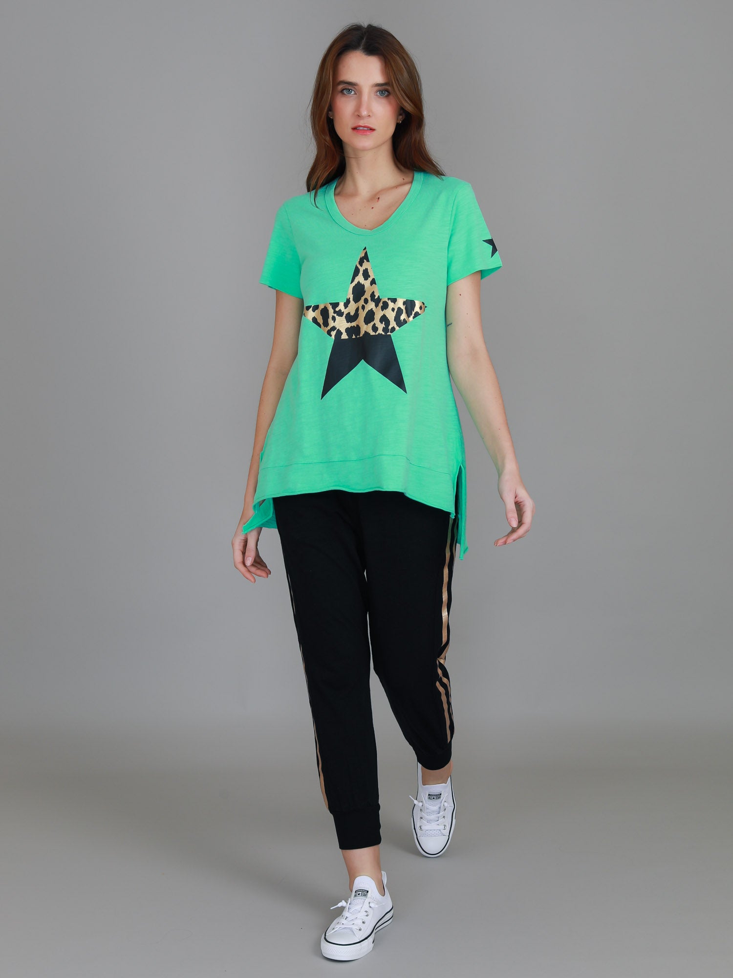 white graphic tees #color_spring green