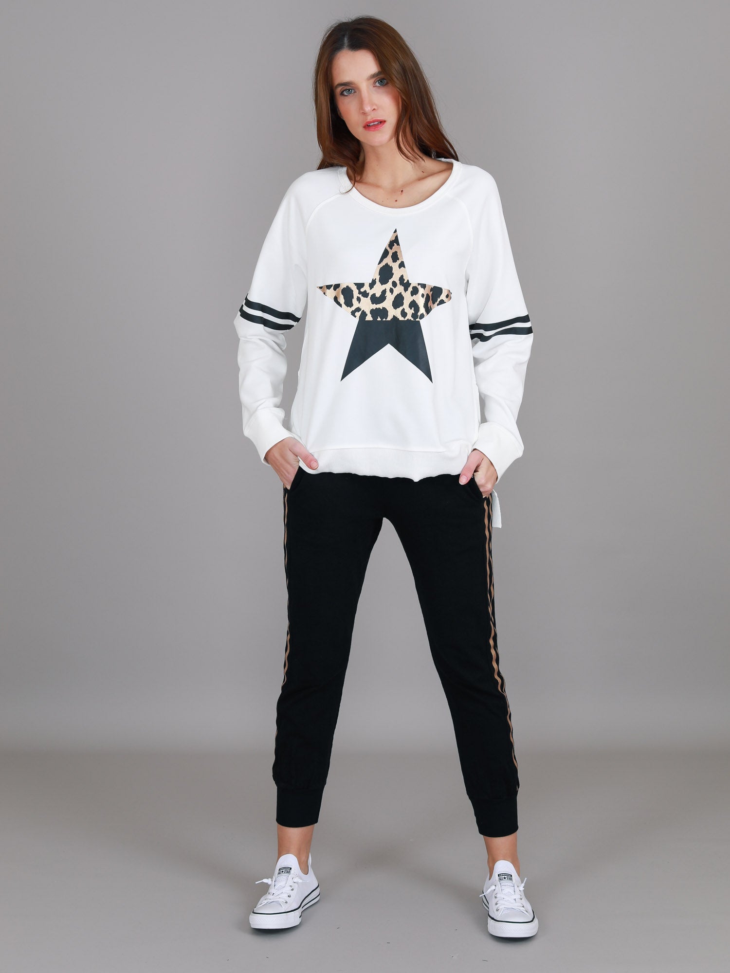 white sweatshirt womens #color_white