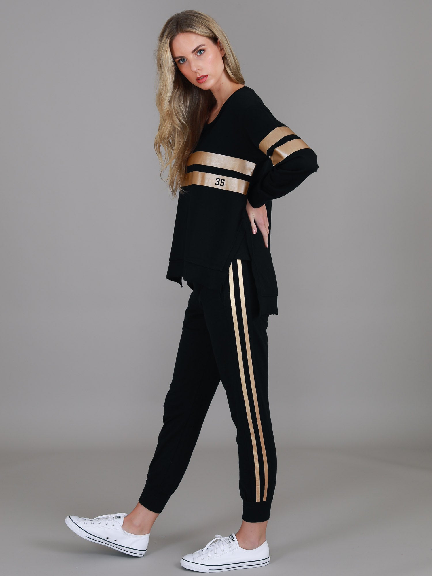 womens black sweatshirt #color_black/gold