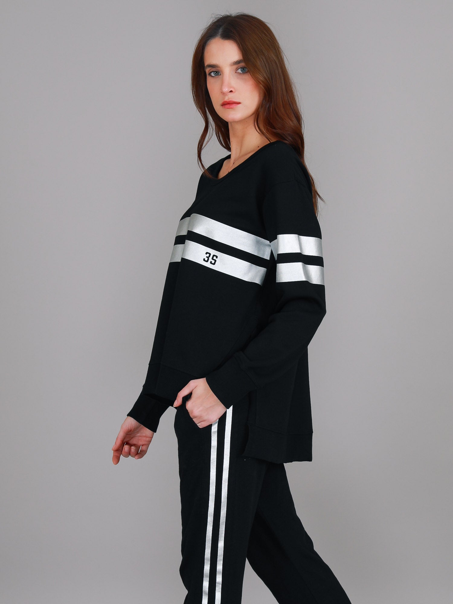 women's black sweatshirt #color_black/silver