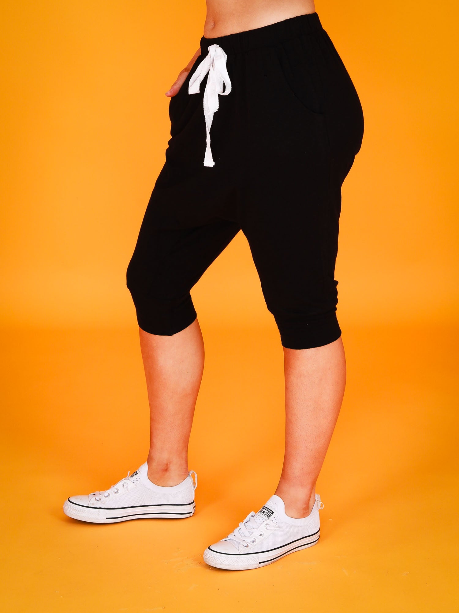 shorts women #color_black