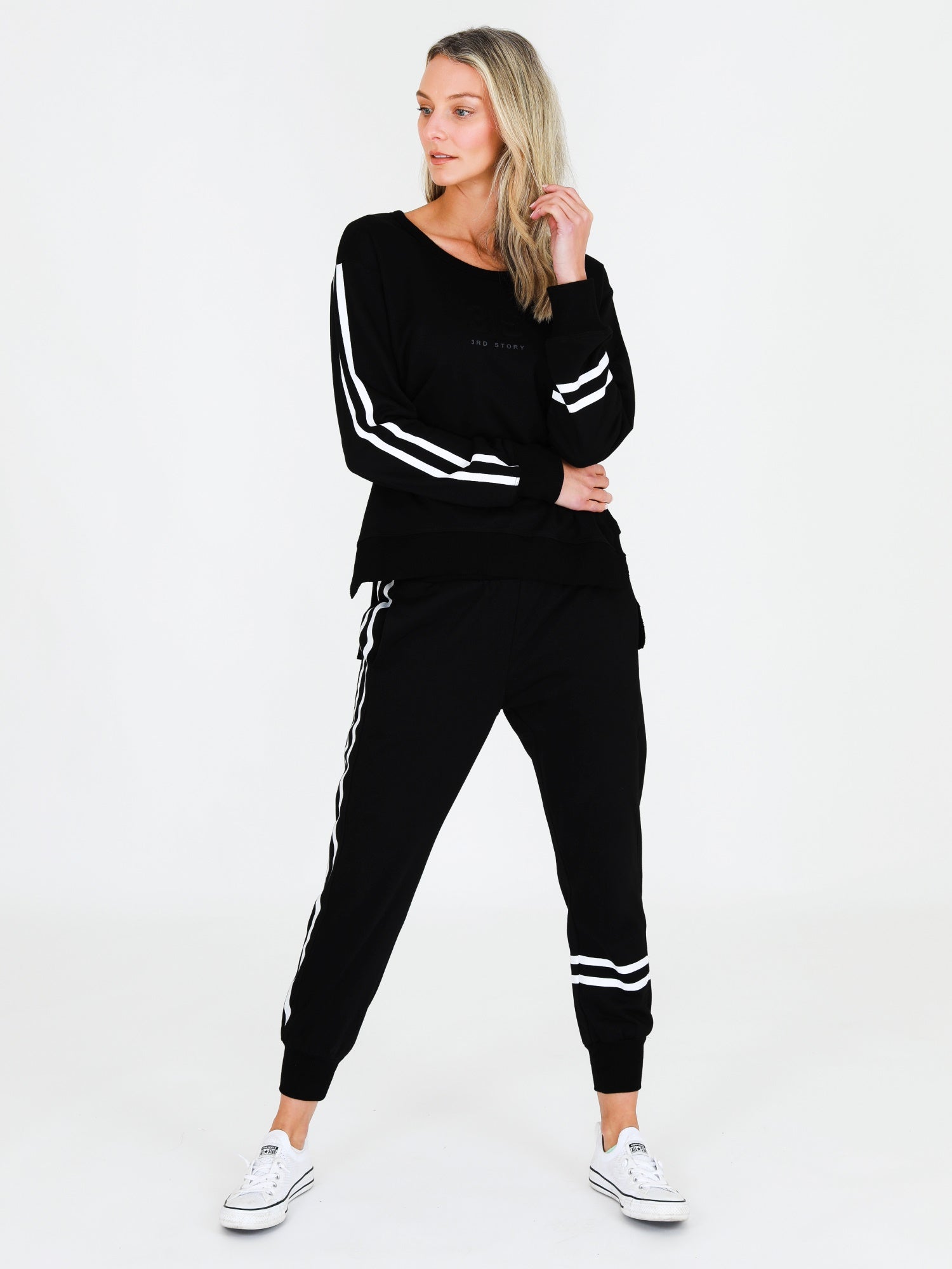 track pants womens #color_black