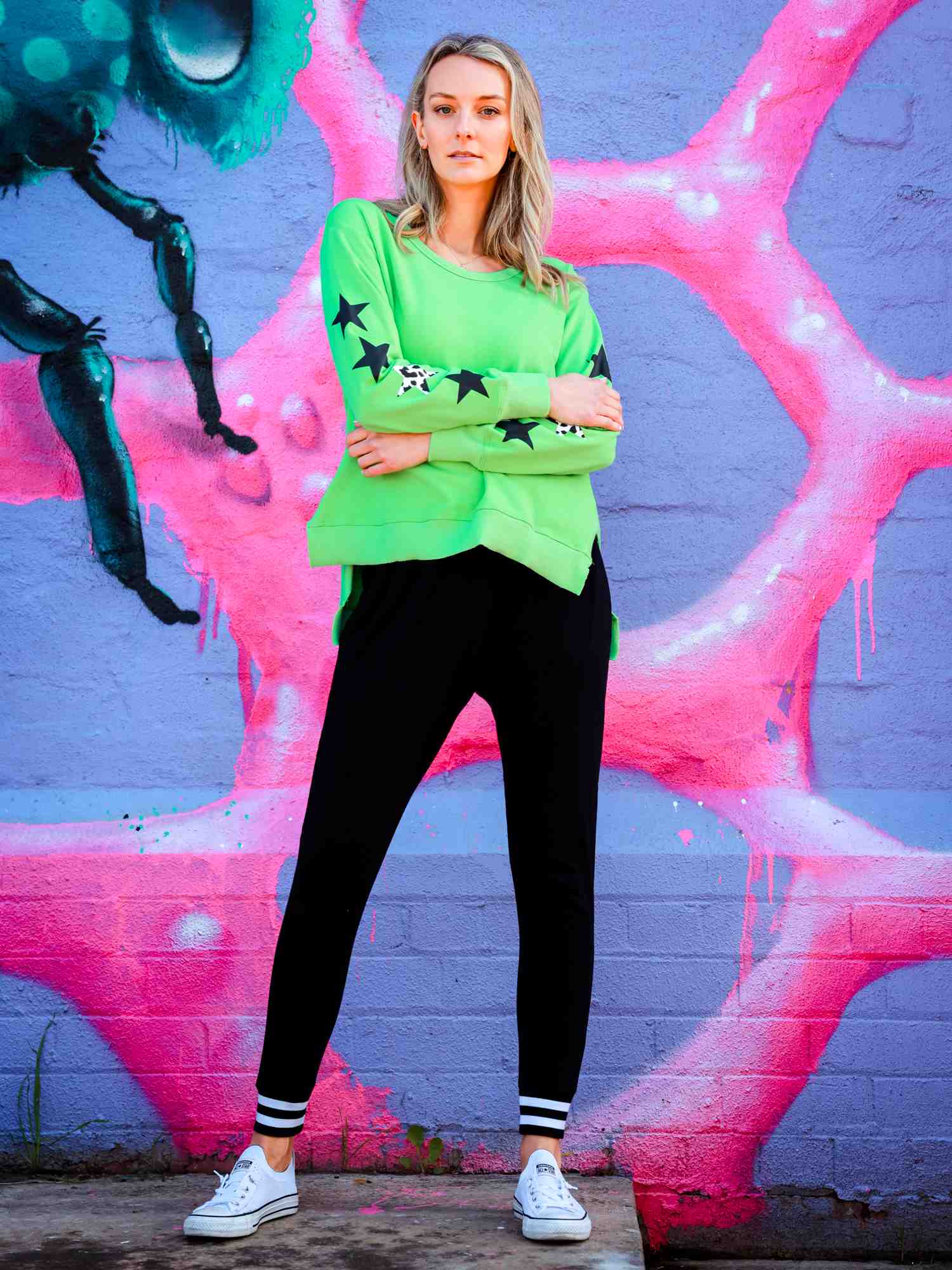 green sweatshirt #color_cool matcha