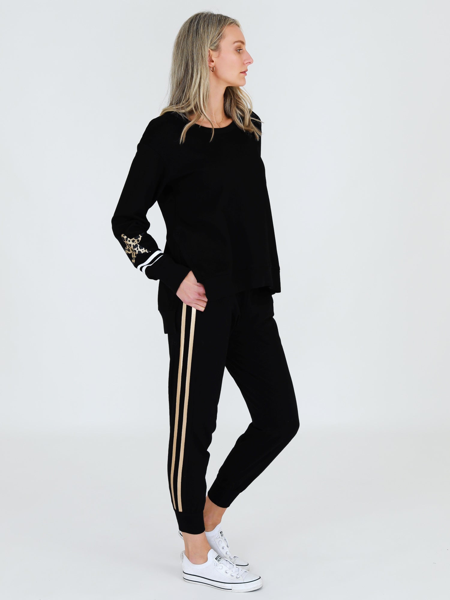 tracksuits nz #color_black