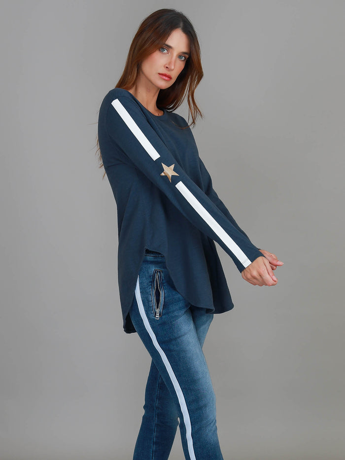 Junee Curved Hem Long Sleeve T-Shirt