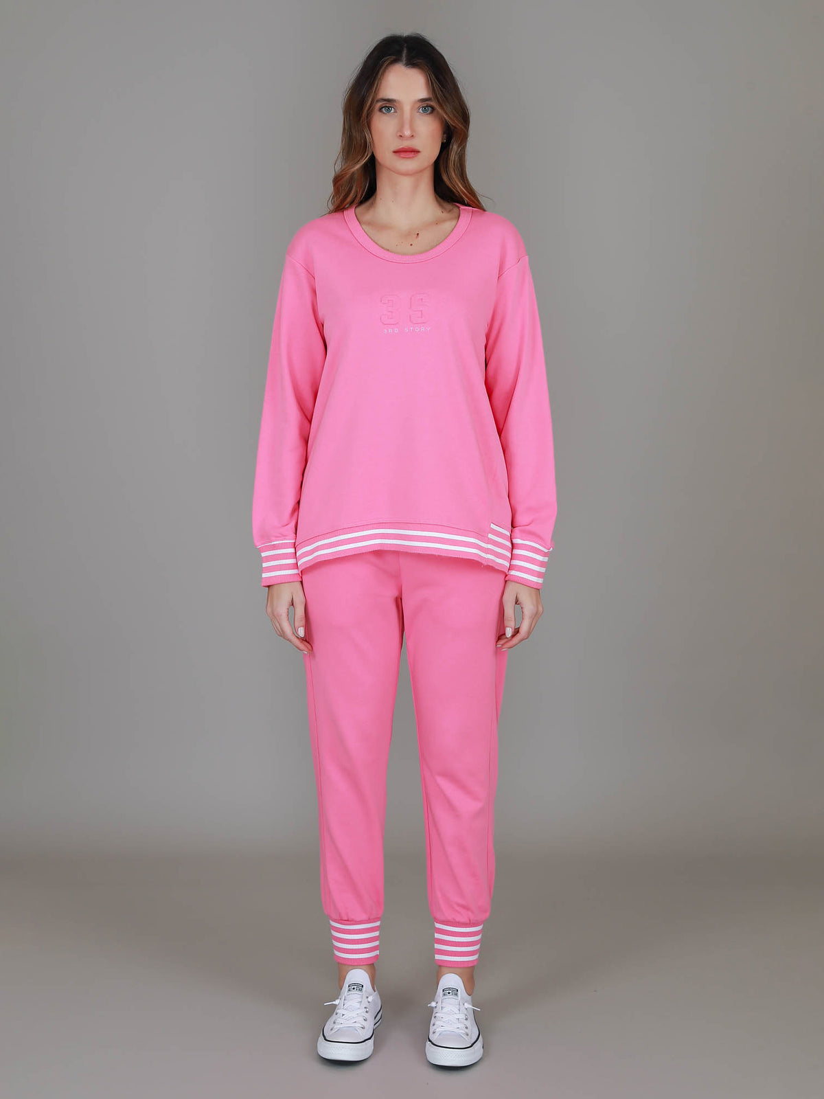 magenta sweatshirt #color_pop pink
