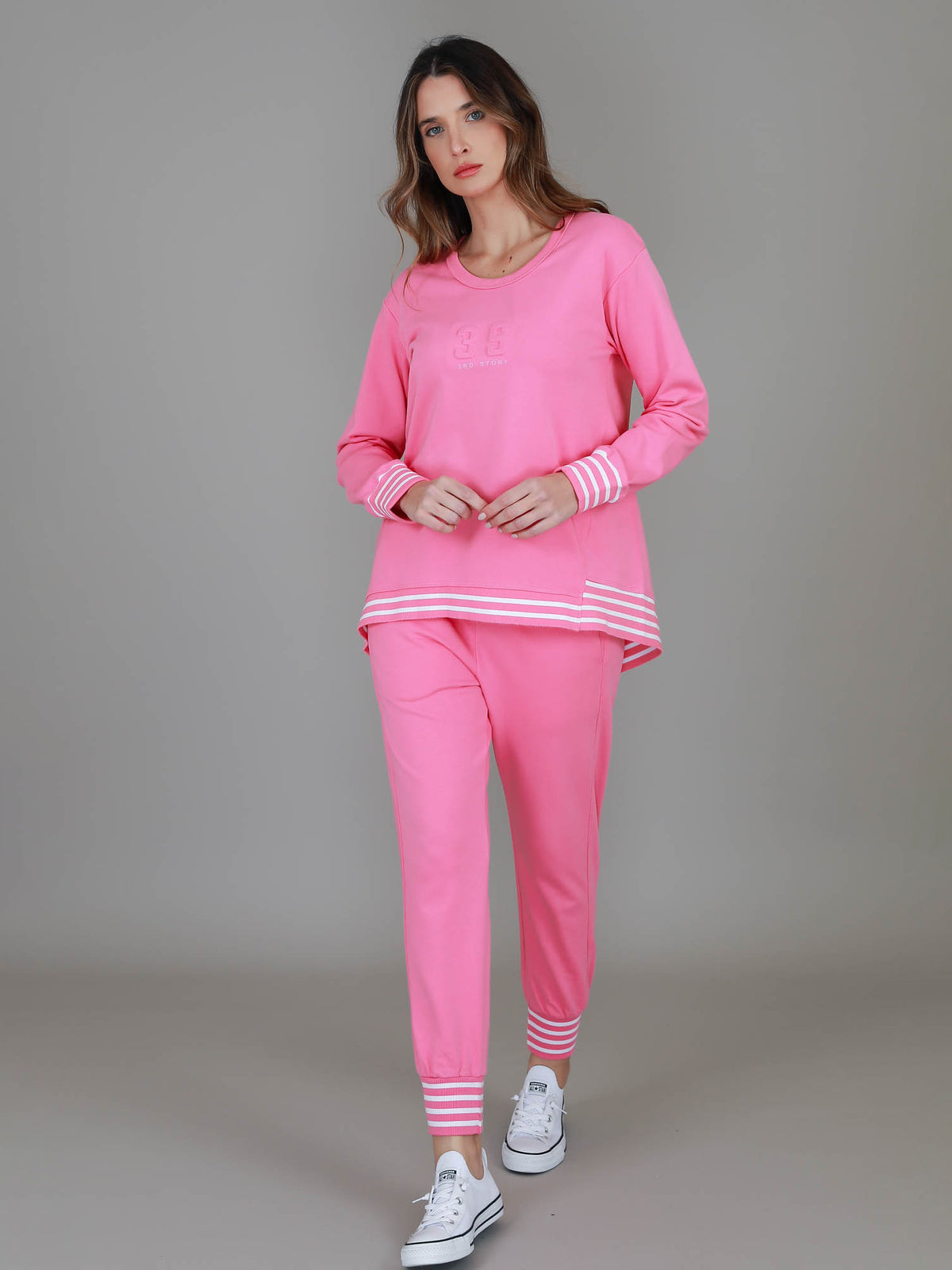 hot pink crewneck #color_pop pink