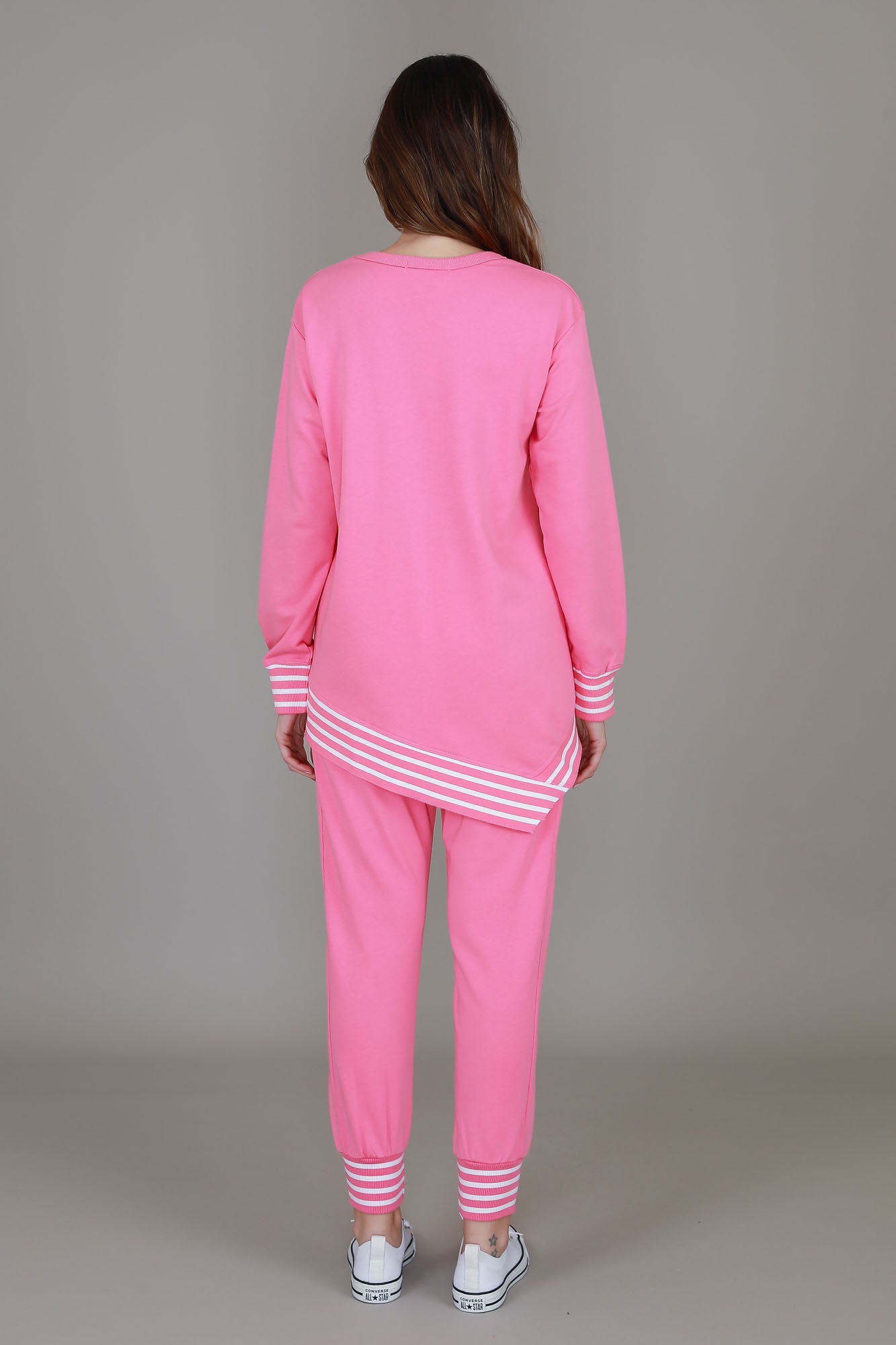 pink crewneck jumper #color_pop pink
