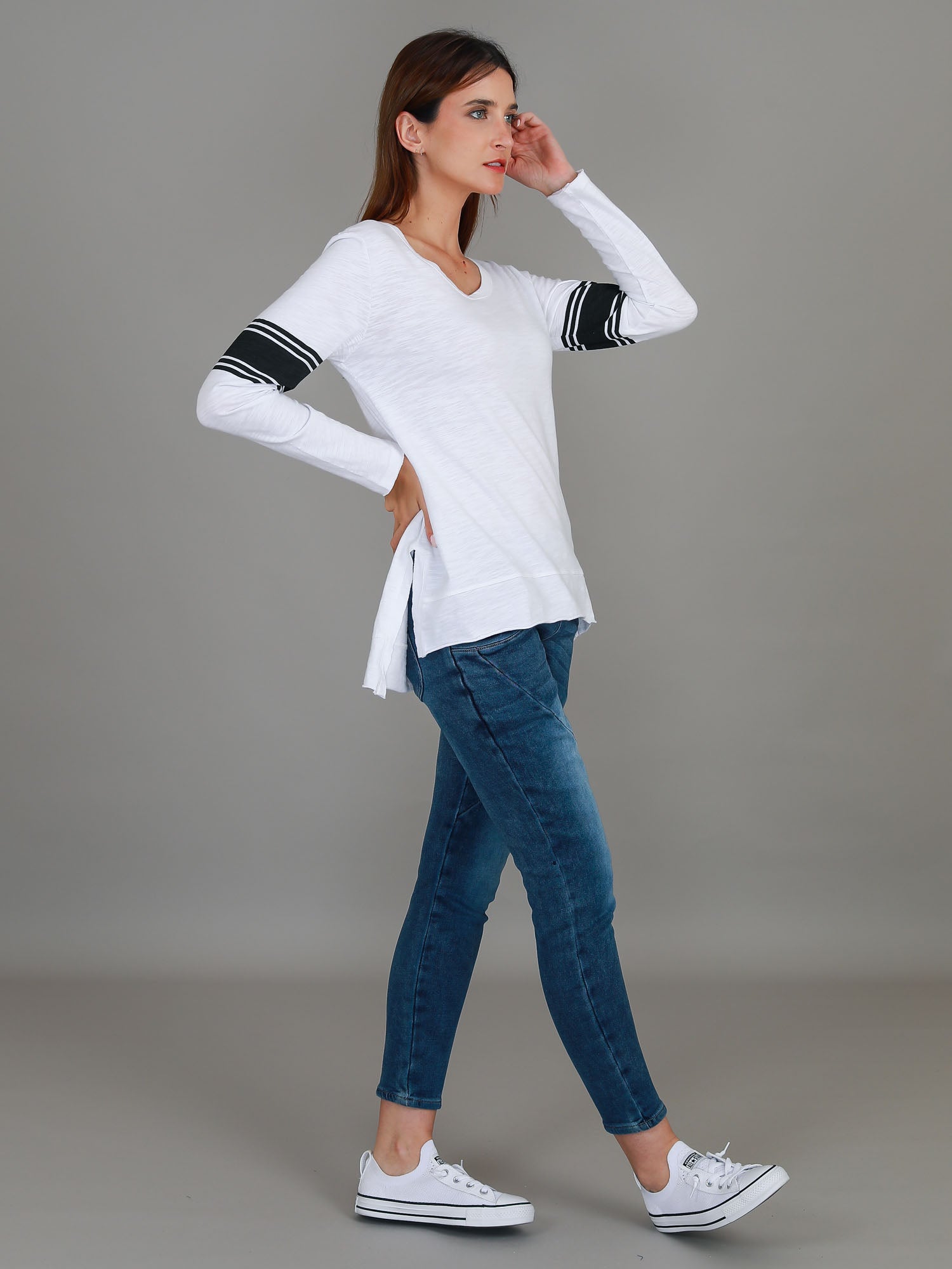 white long sleeve shirt #color_white