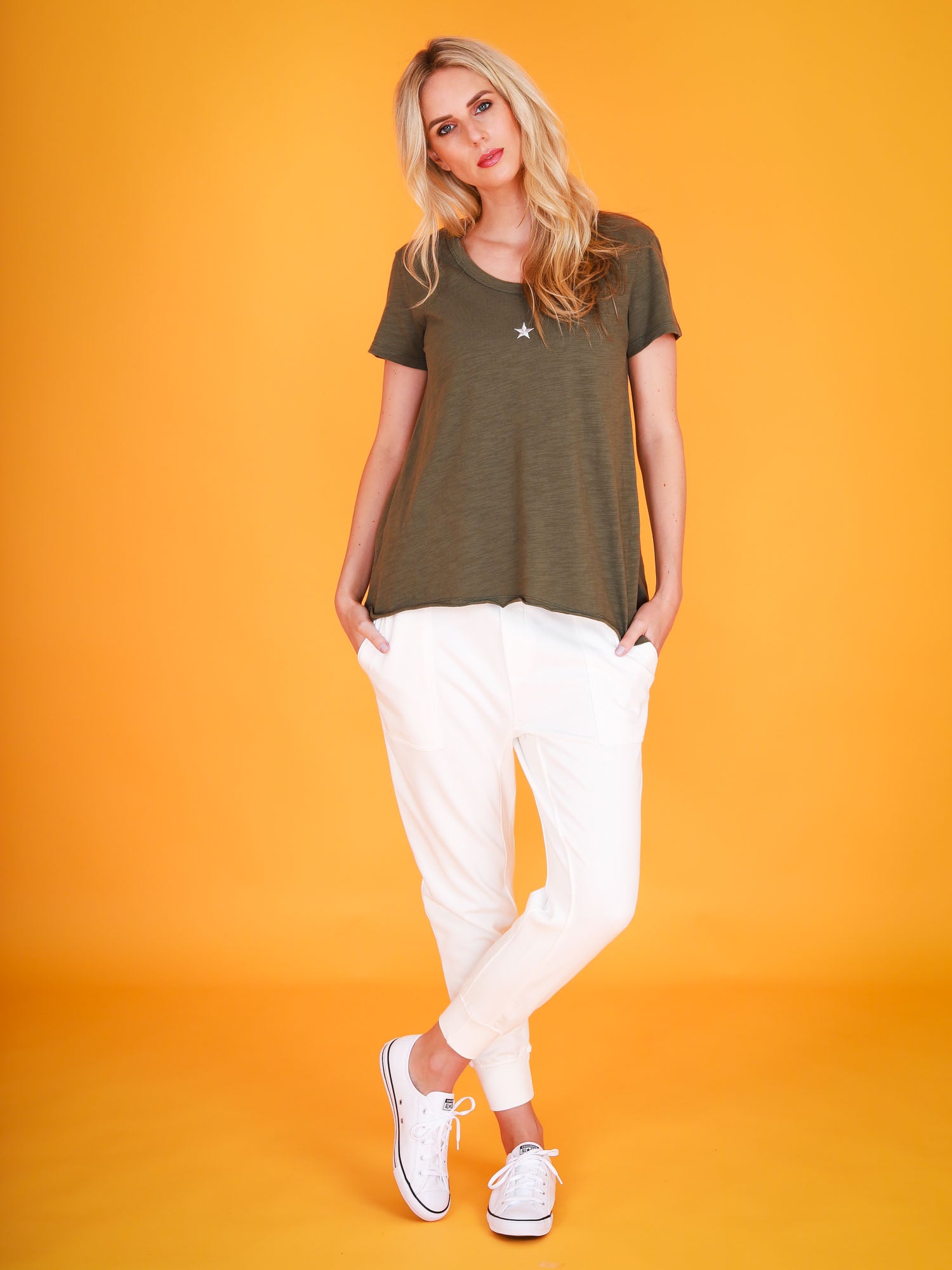 dark green t shirt women's #color_khaki