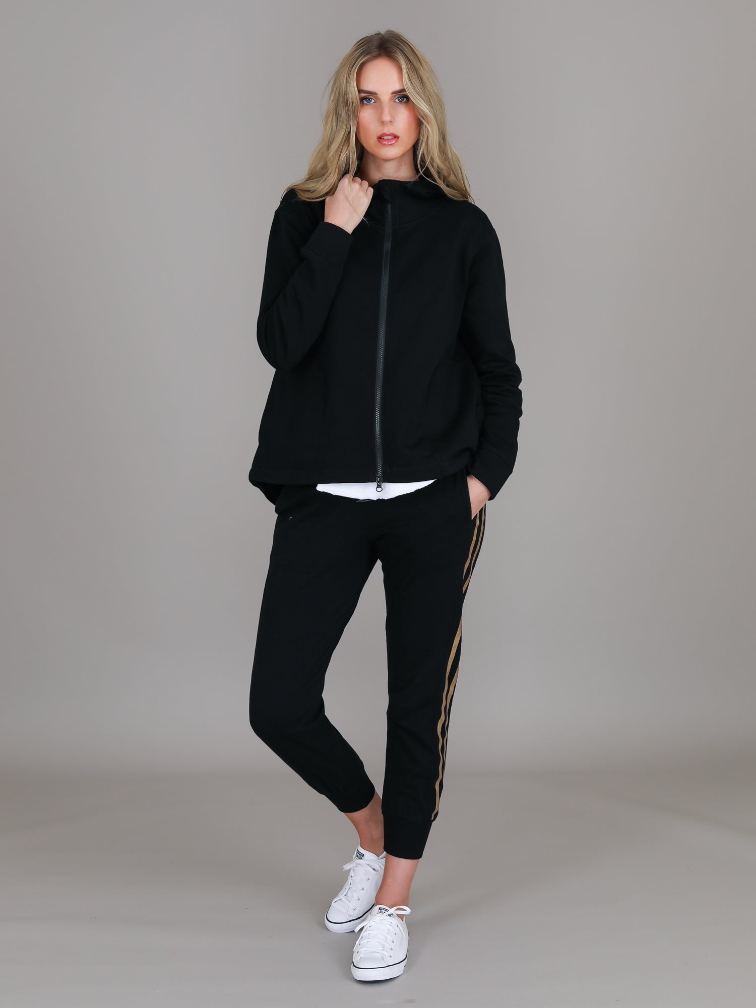zip up jacket #color_black