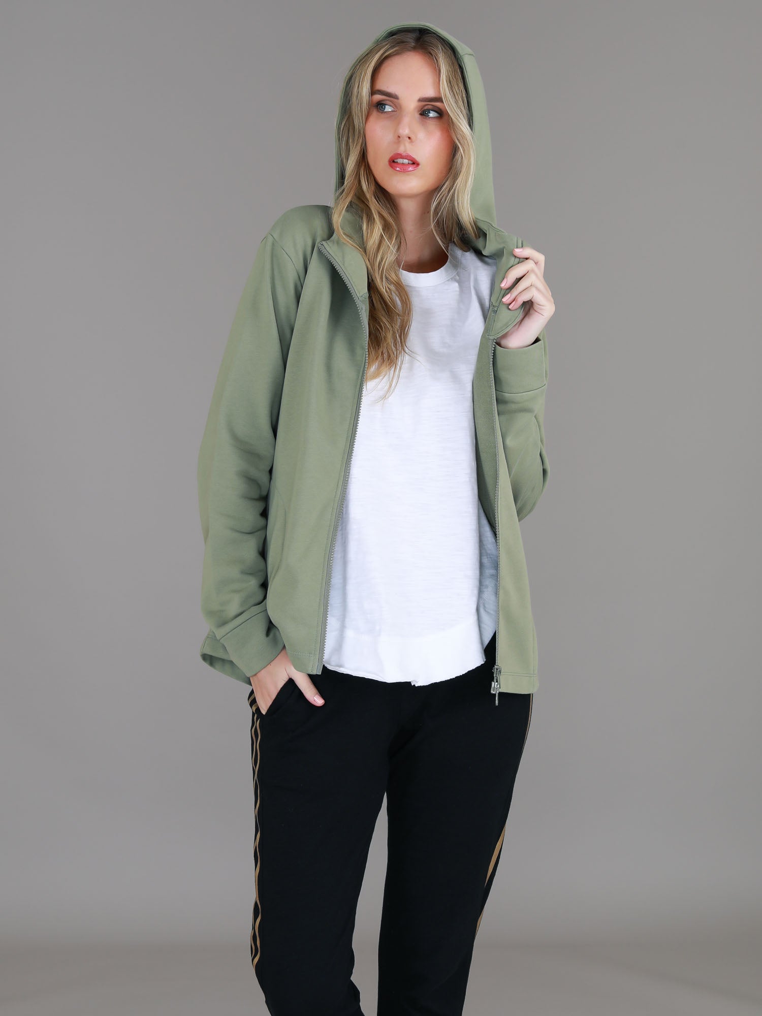 zip up sweatshirt #color_wispy green