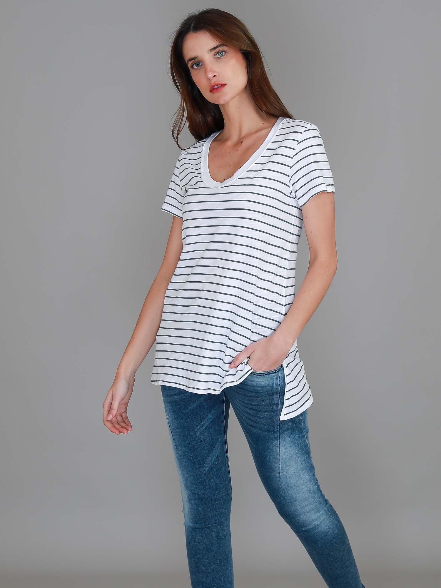 low cut t shirt #color_navy stripe