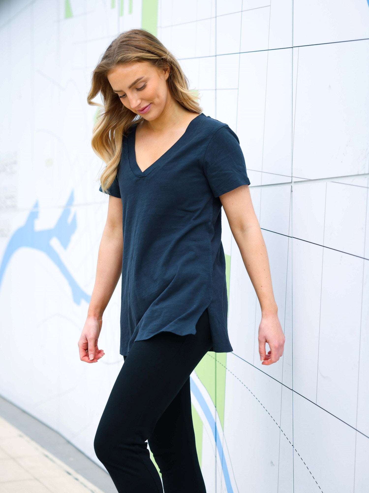 v neck tshirt #color_ink