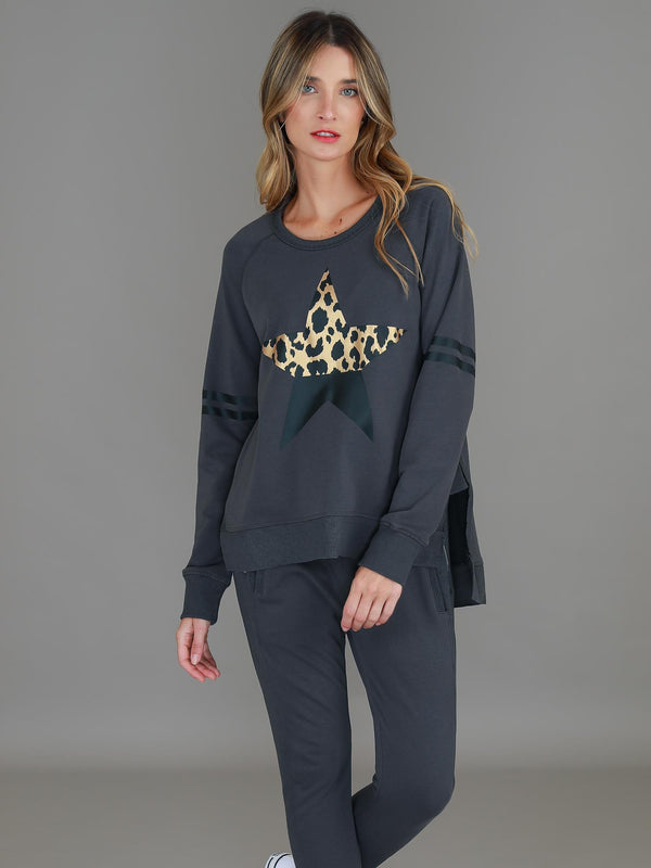 Ginger Leopard Splice Star Sweatshirt