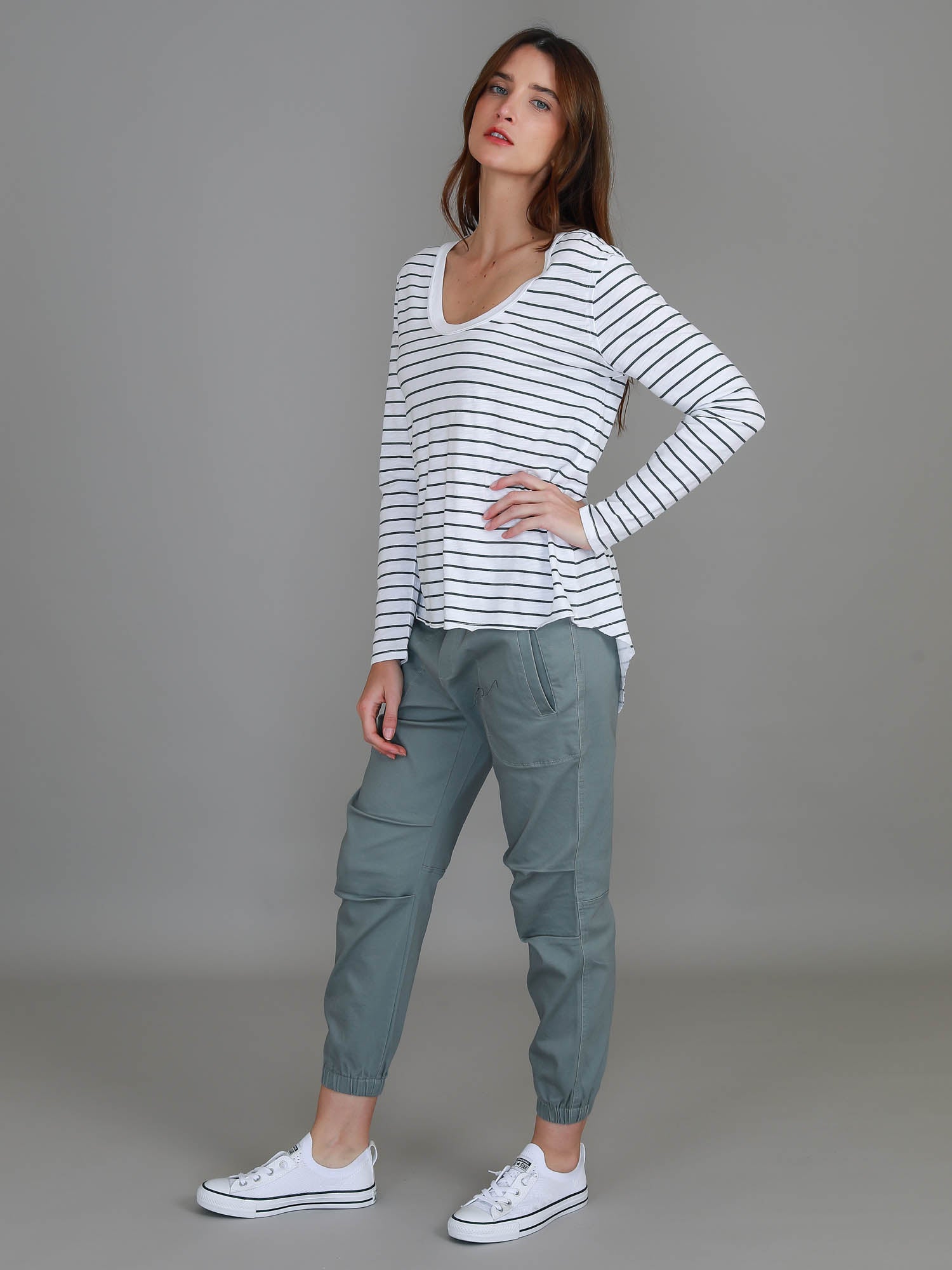 #color_stripe