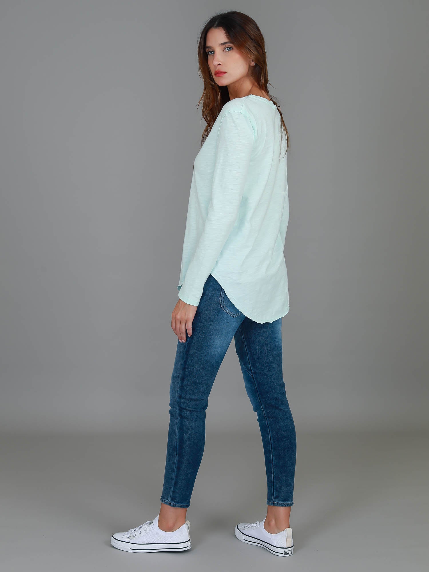 long sleeved t-shirt #color_blue mint