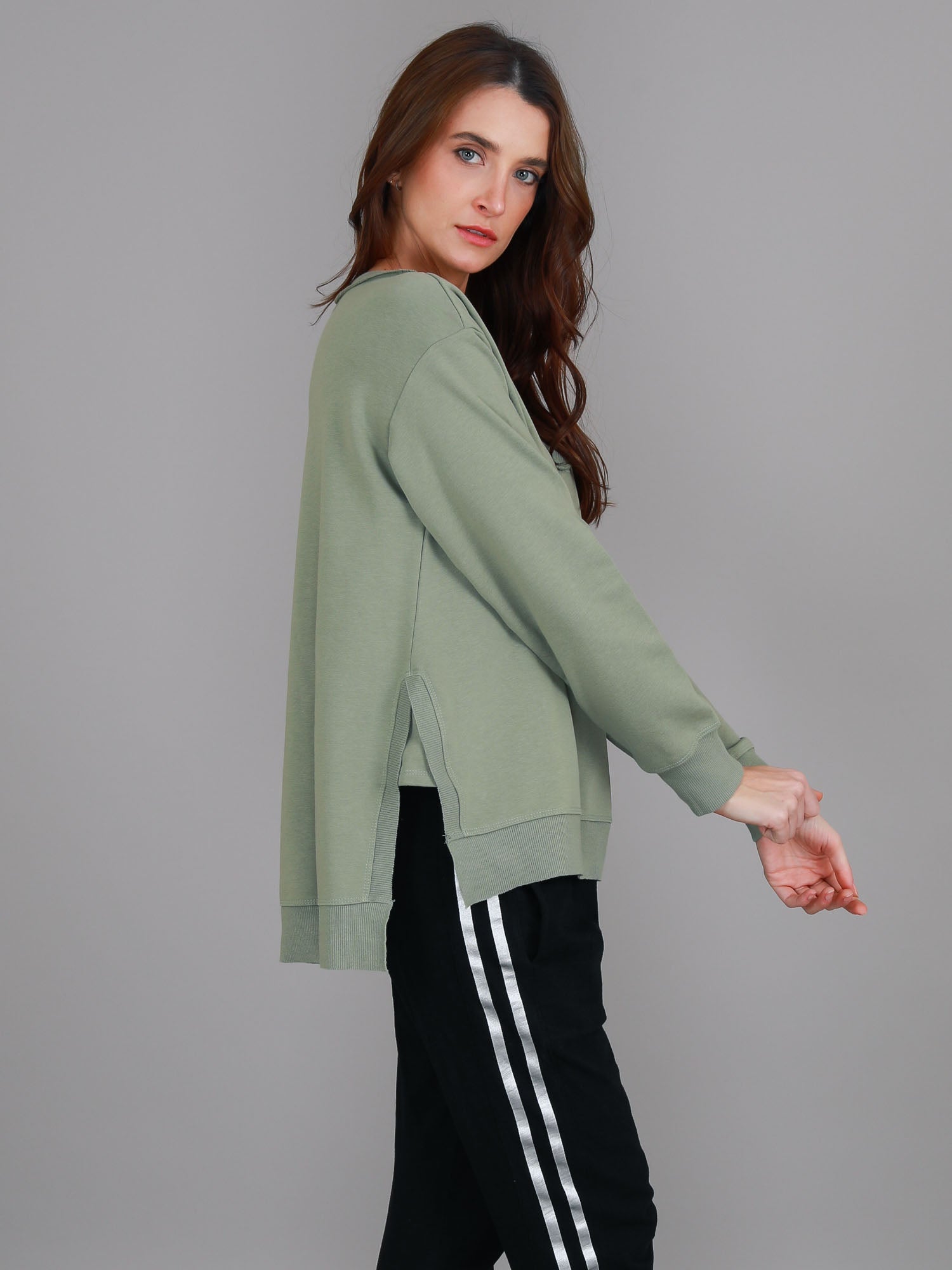v neck sweatshirt womens #color_kiwi