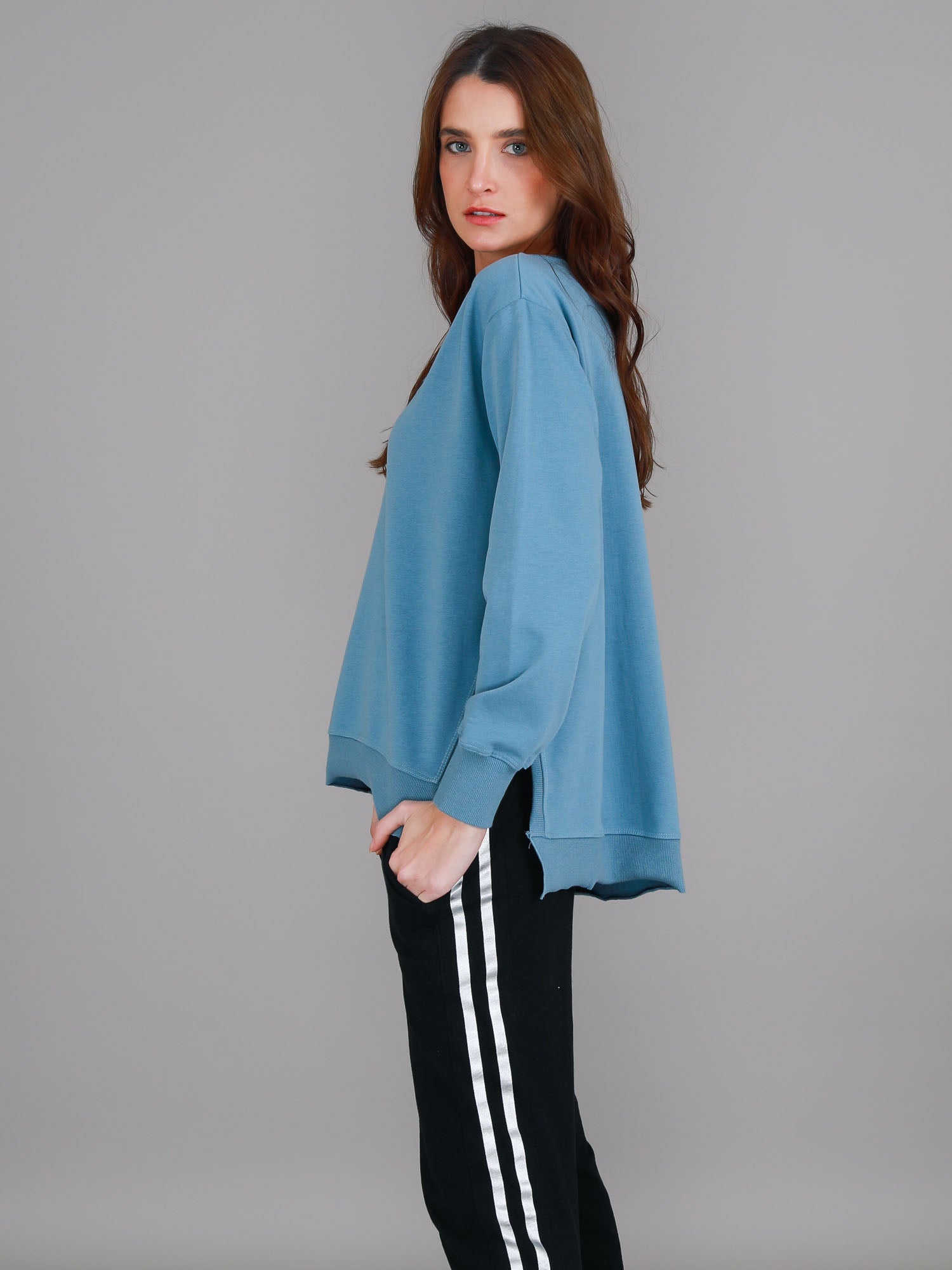 navy blue sweatshirt #color_oceana blue