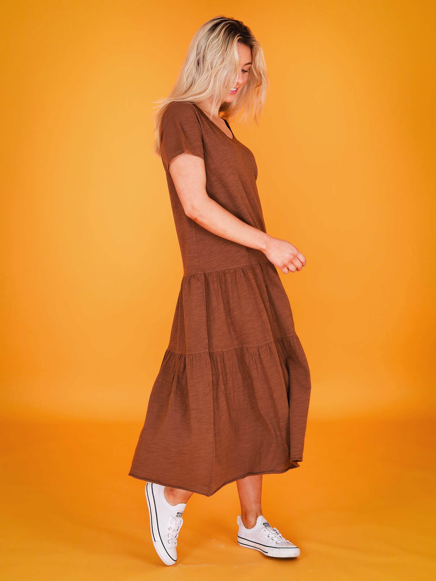 brown midi dress #color_cookie