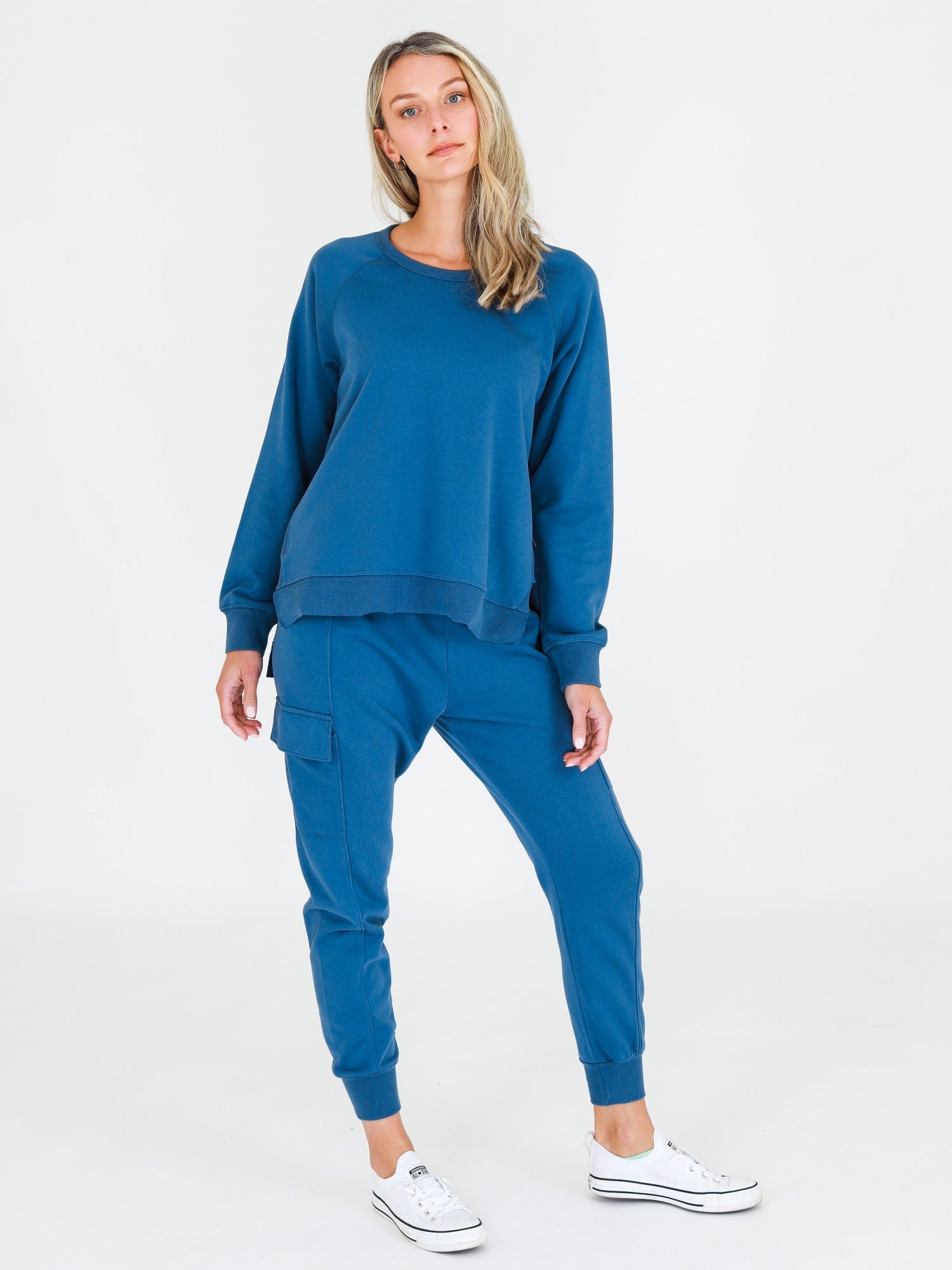 Navy Sweatshirt Womens #color_midnight