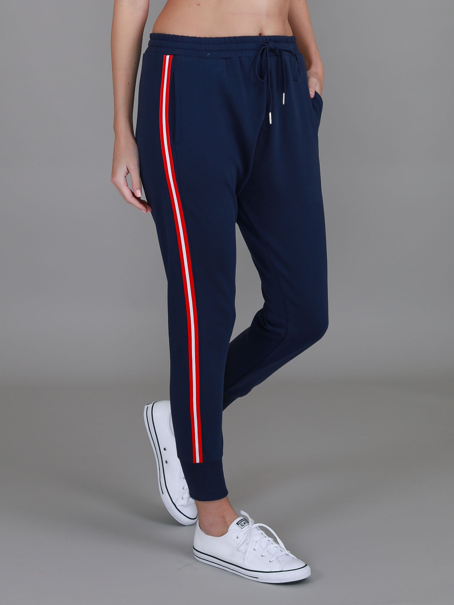 women sweatpants #color_ink