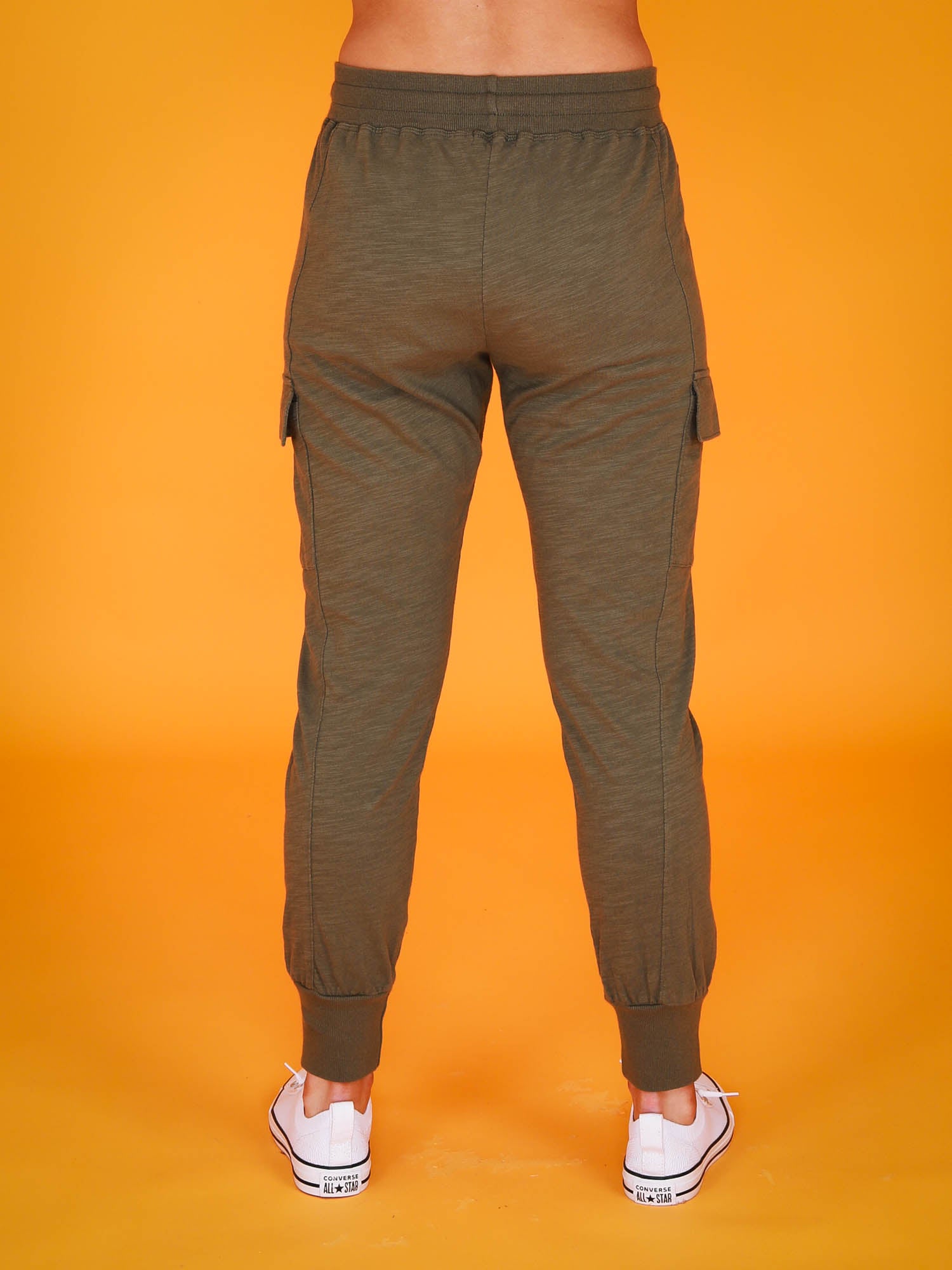 joggers #color_khaki