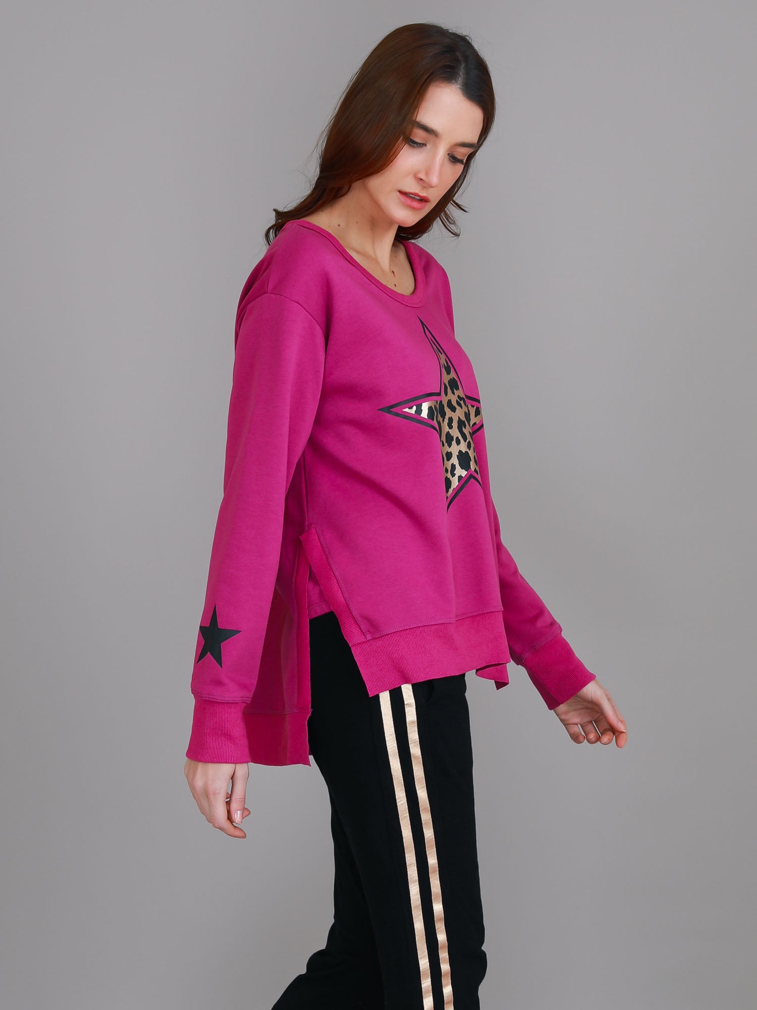 maroon crewneck sweatshirt #color_berry