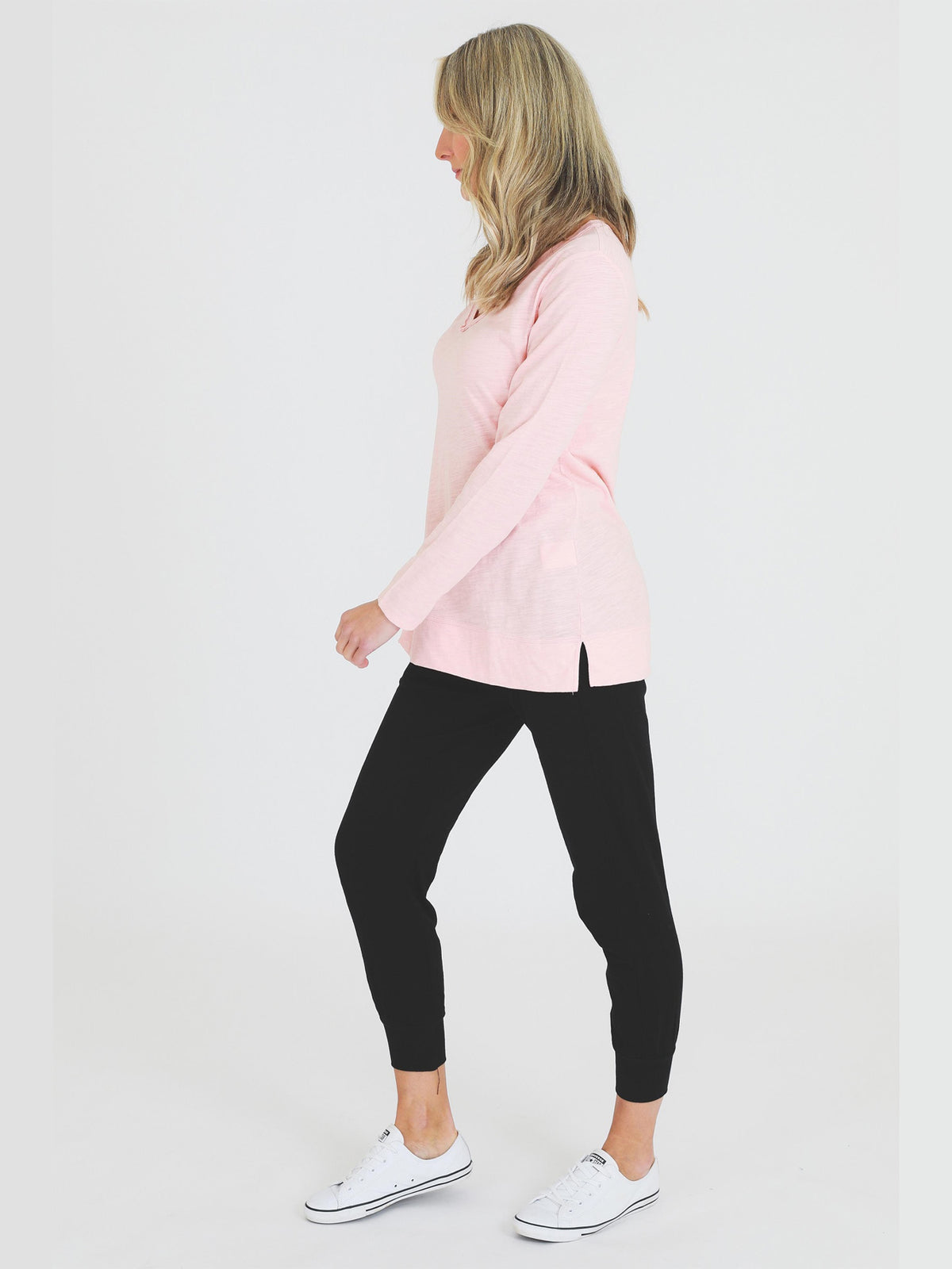 misty rose longline v neck tee #color_misty rose