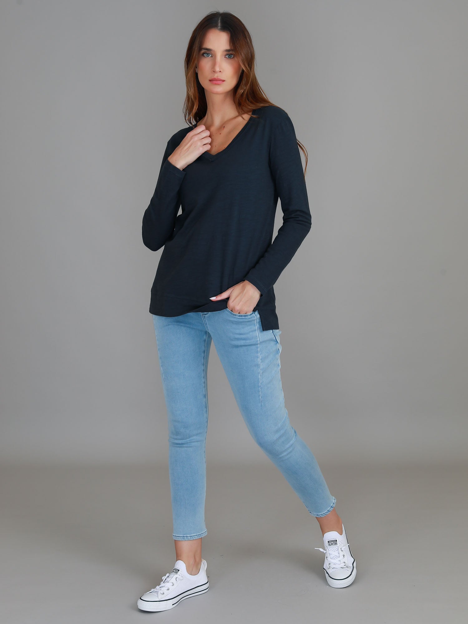 v neck tshirt women #color_ink