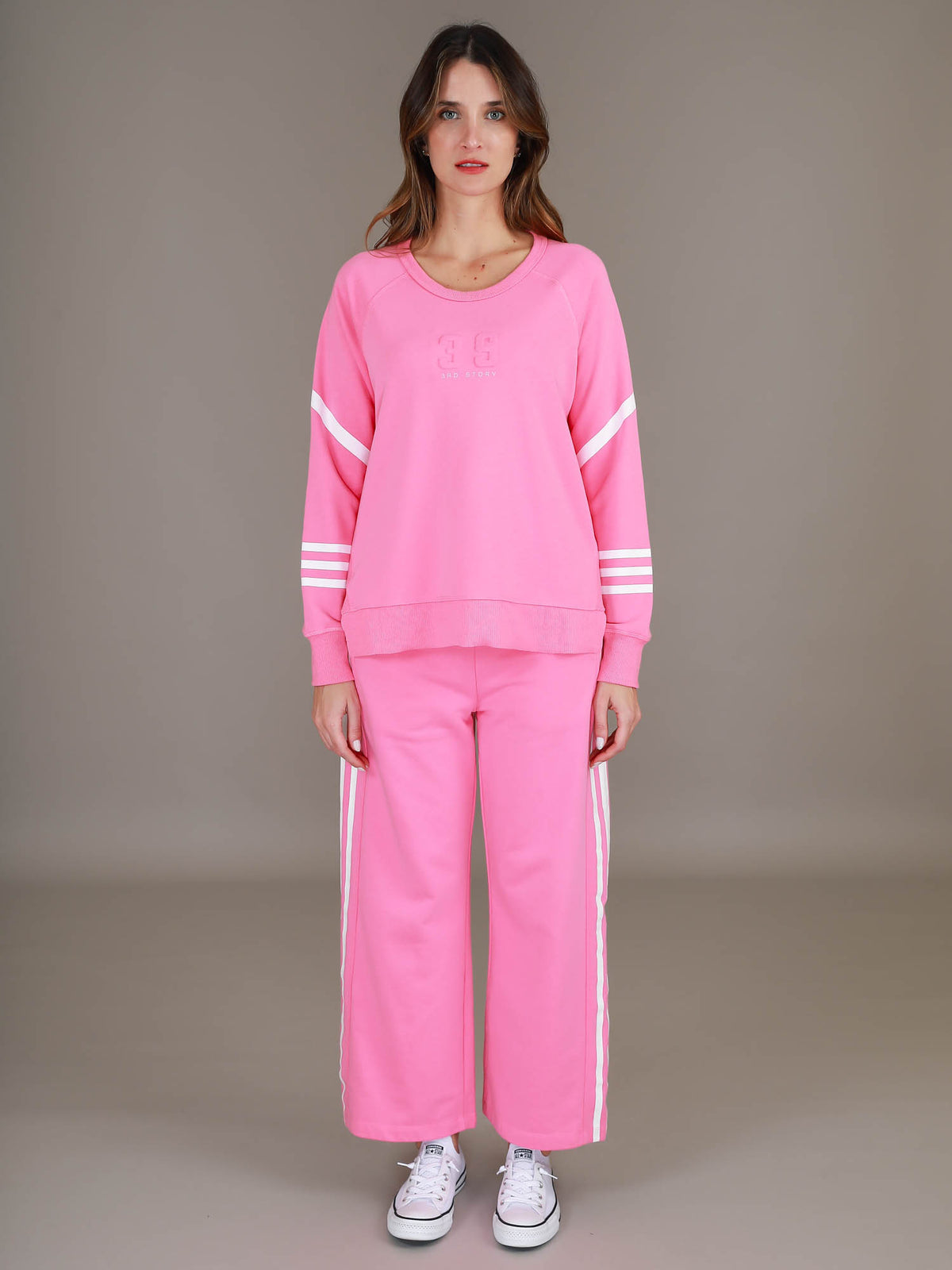 pink crew neck sweatshirt #color_bubble gum