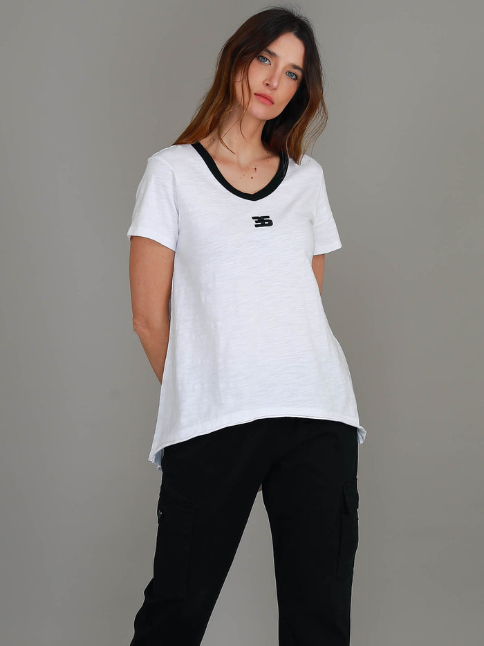 Hellen 3S Logo V Neck T Shirt