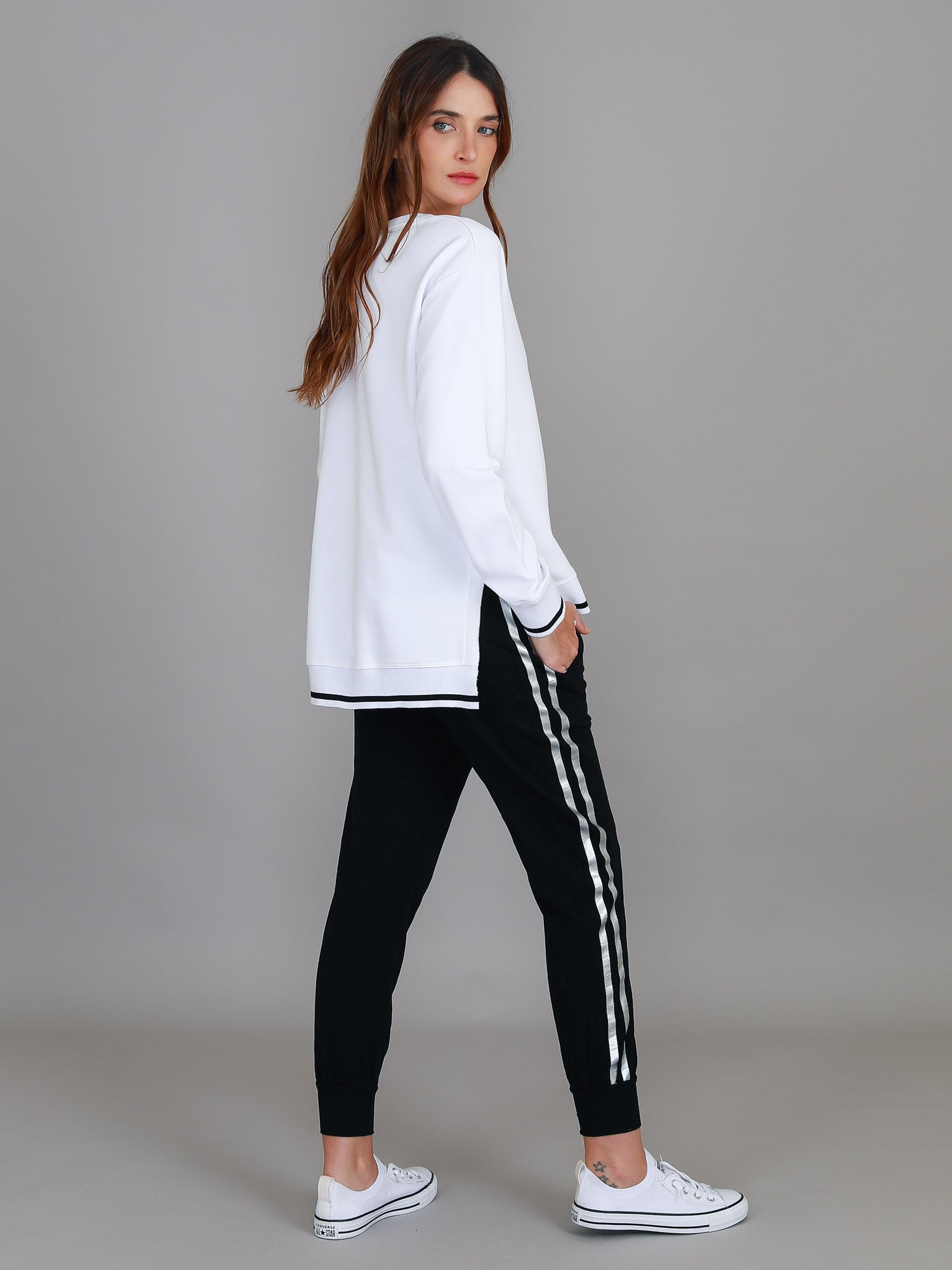 round neck sweatshirts #color_white