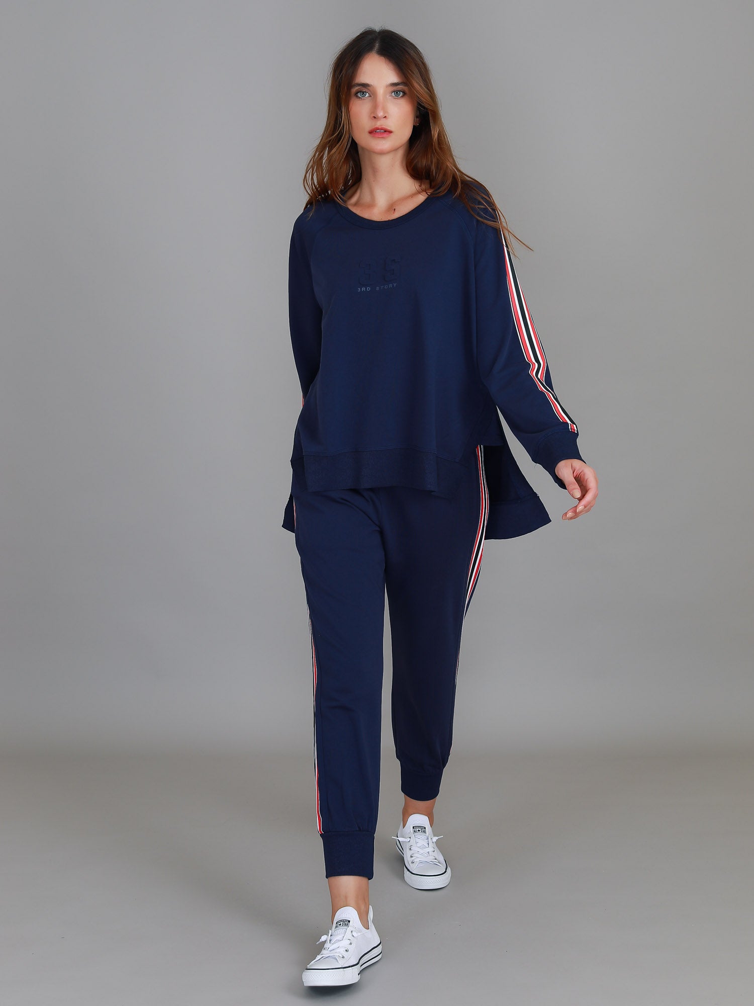 crew necks sweatshirts #color_navy