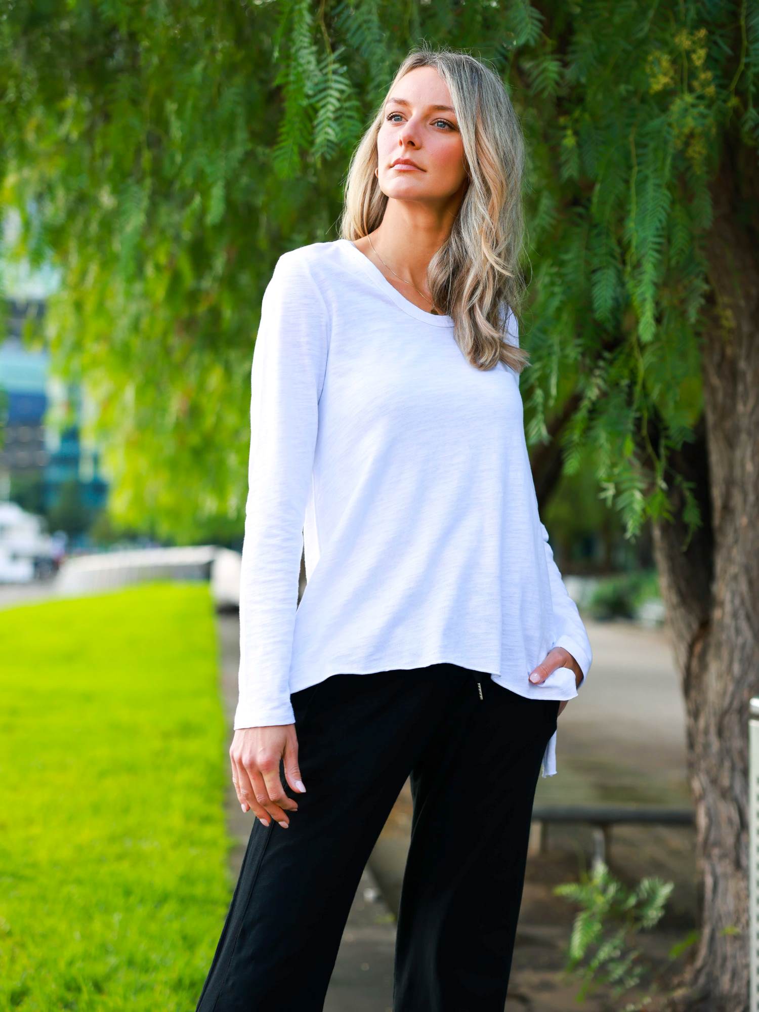 white t shirt #color_white