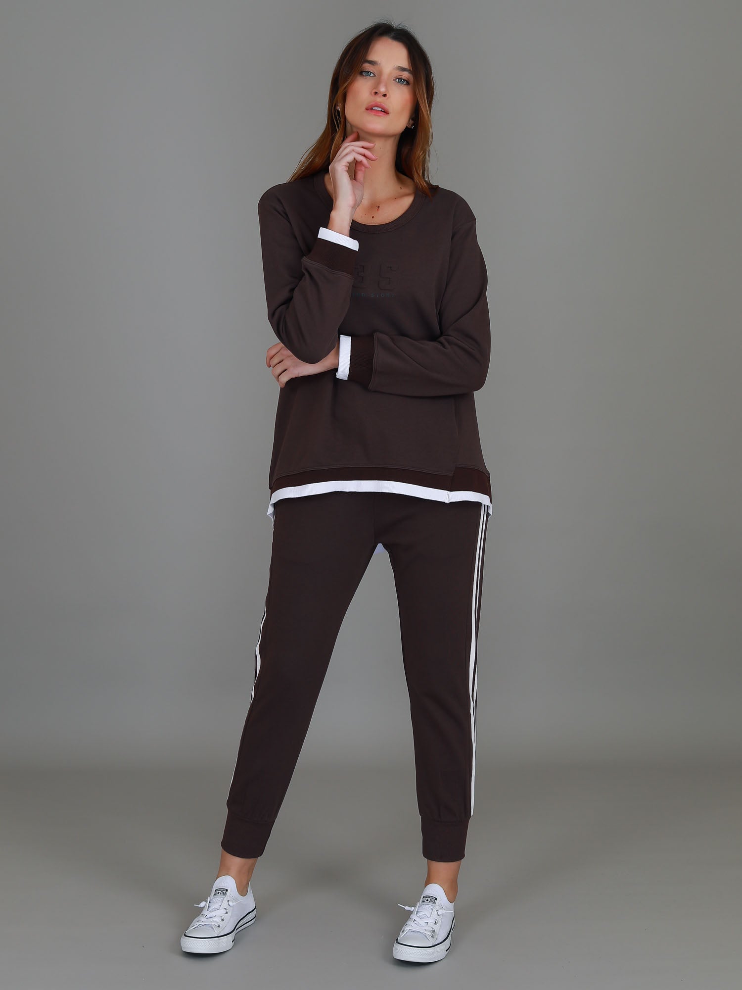 women's tracksuit set australia #color_truffle