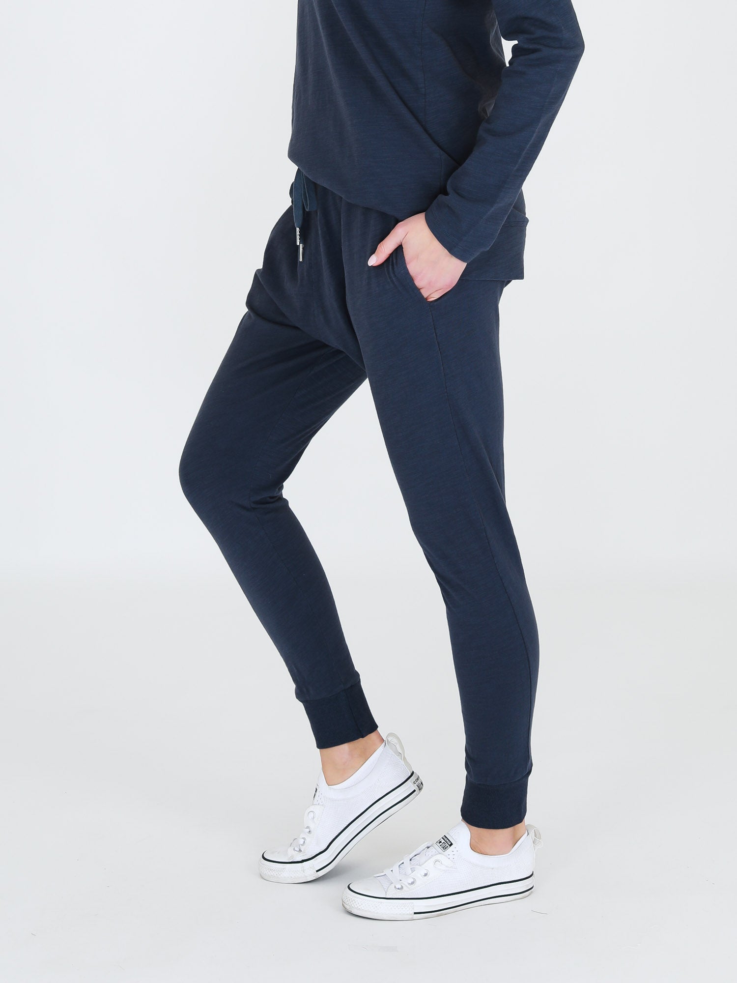 women joggers #color_indigo