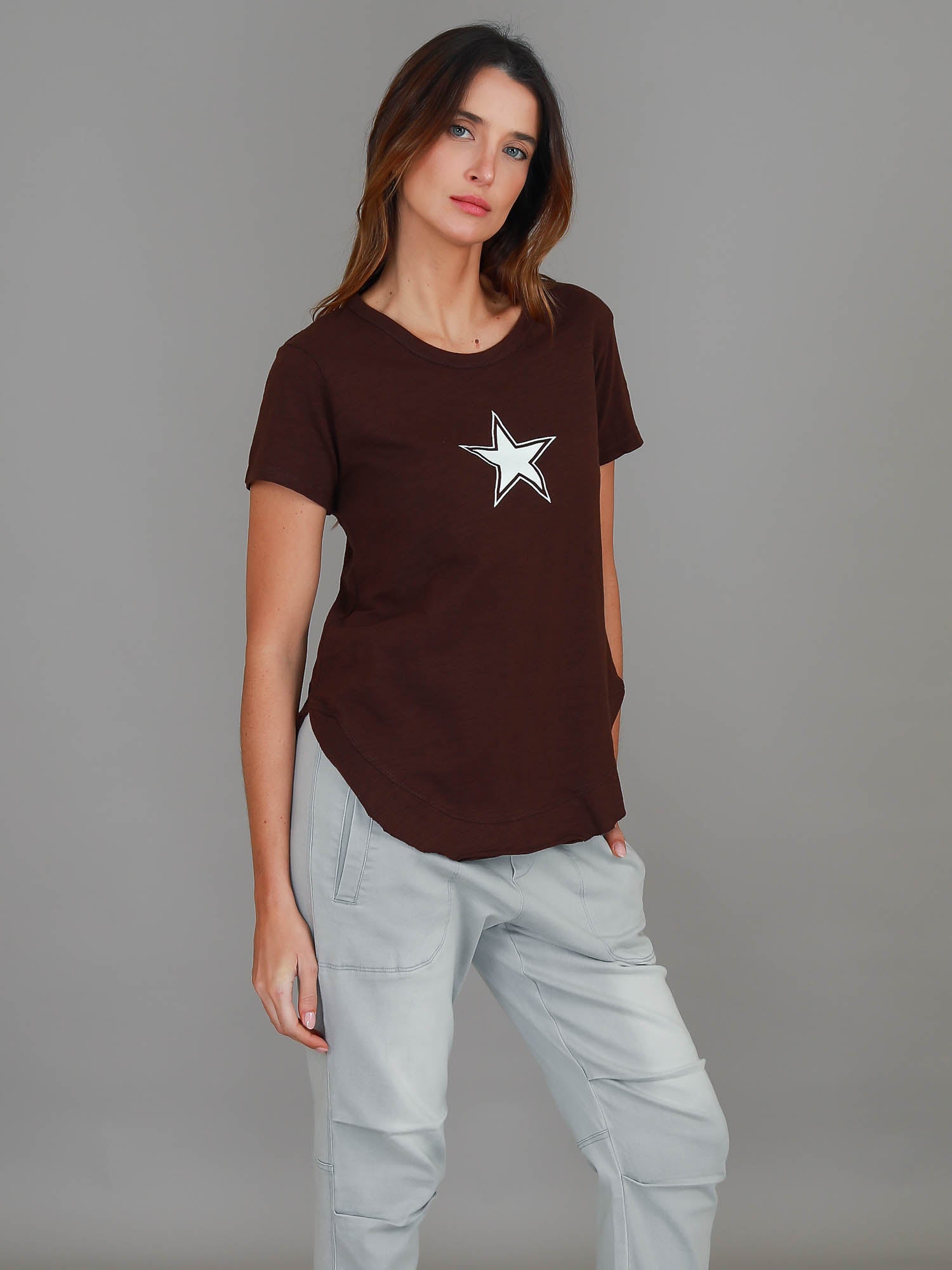 brown tee #color_cocoa