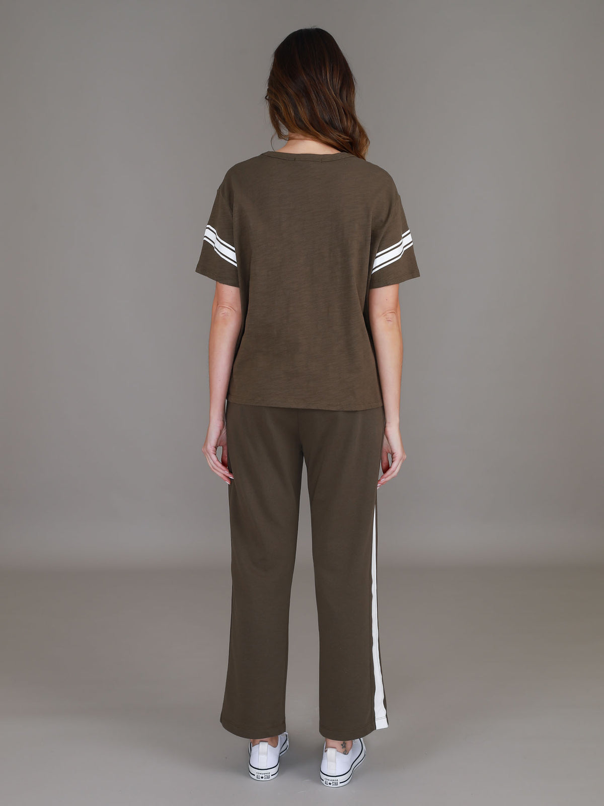 olive banded sleeve tee #color_dark olive