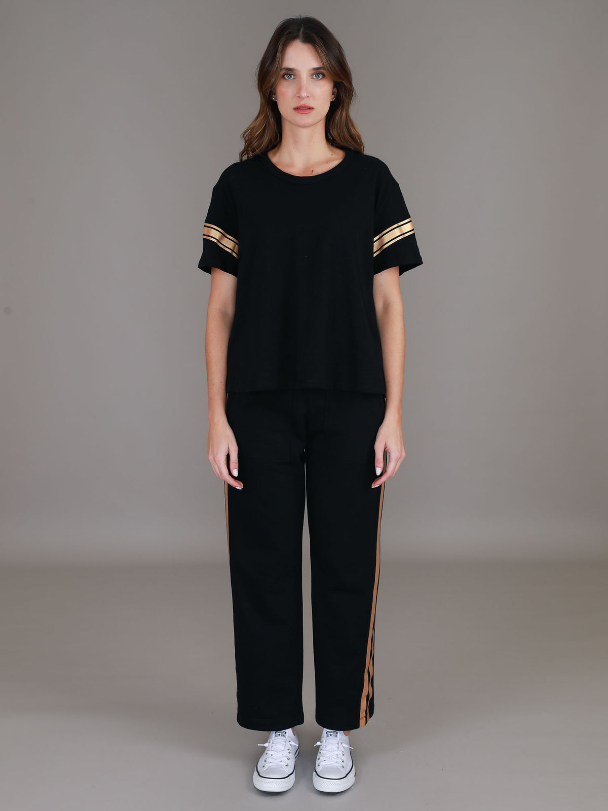 black sleeve band tee #color_black