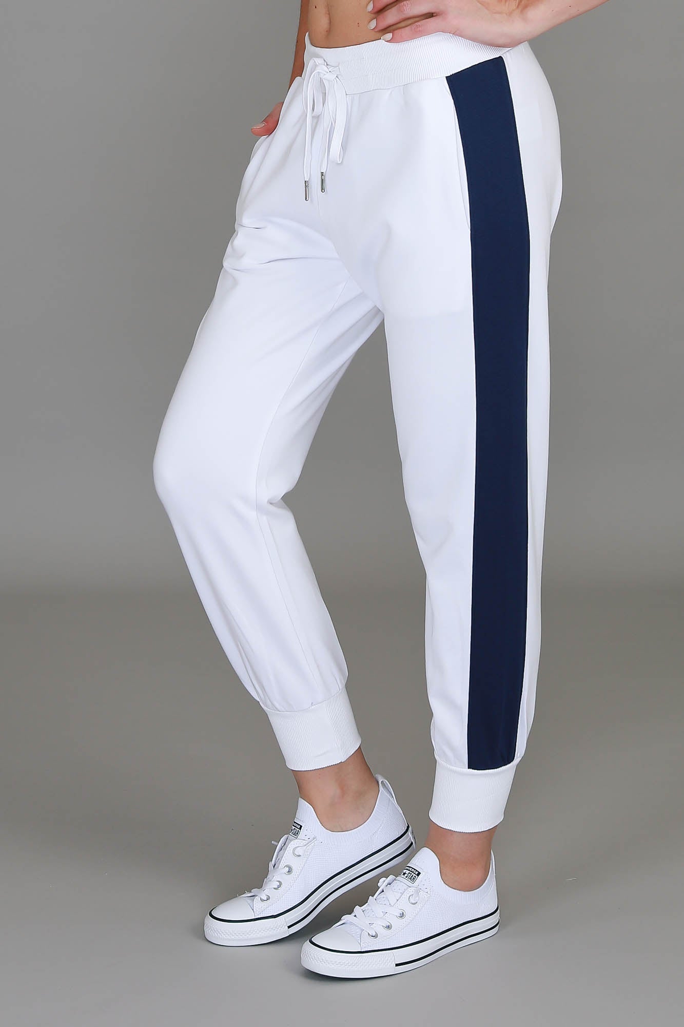 white sweatpants #color_white