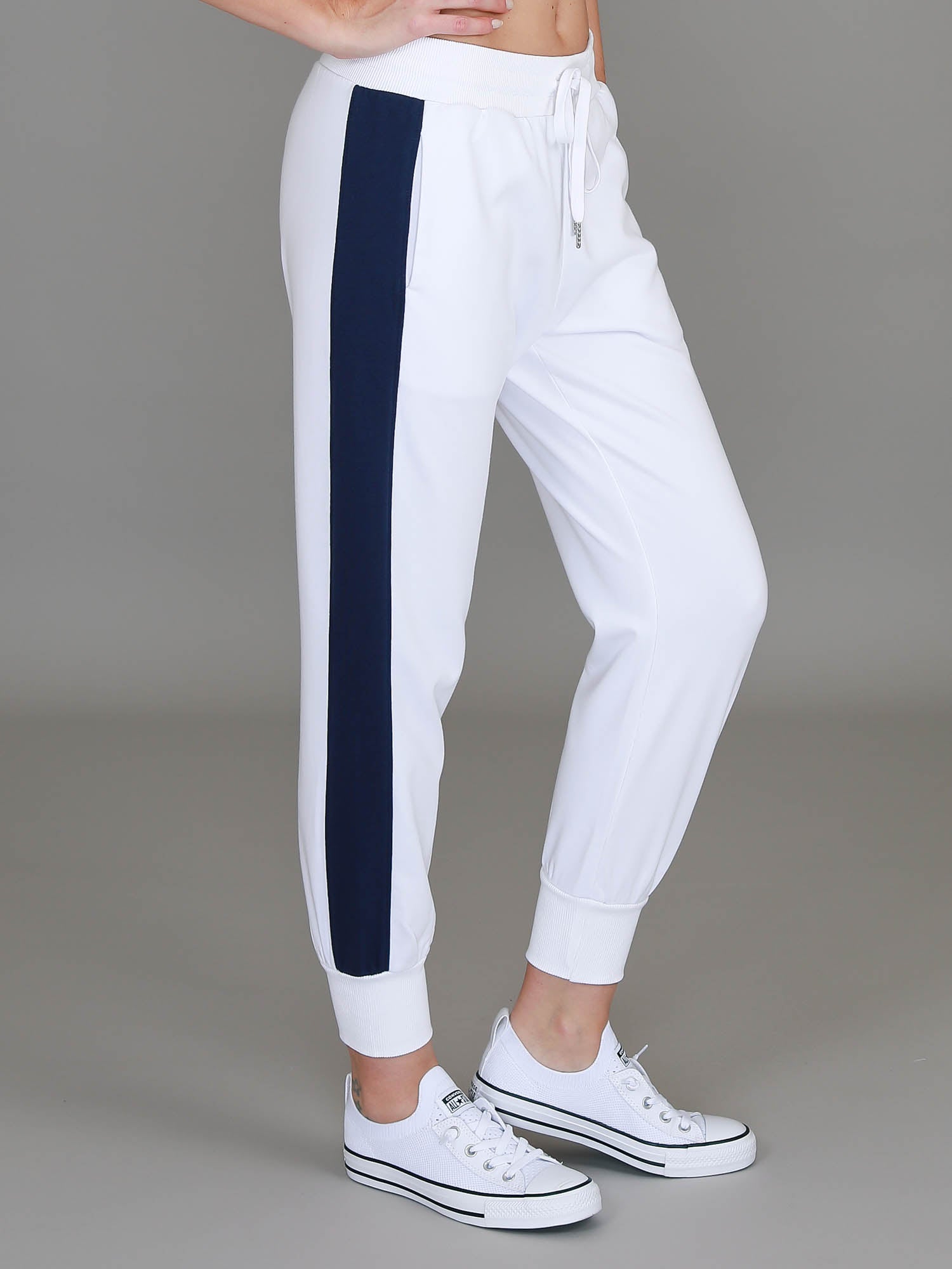 white joggers #color_white