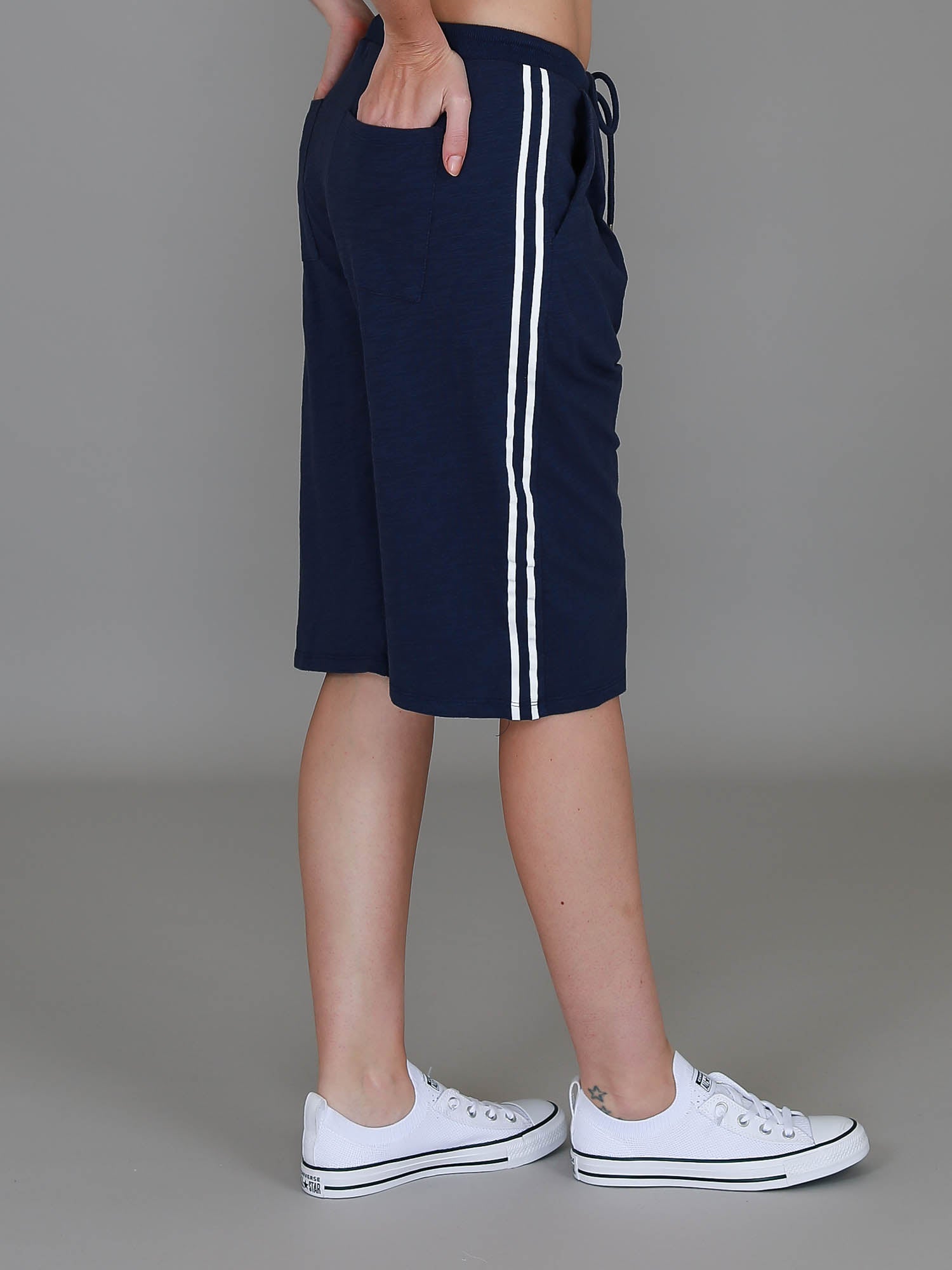 longer womens shorts #color_ink/white