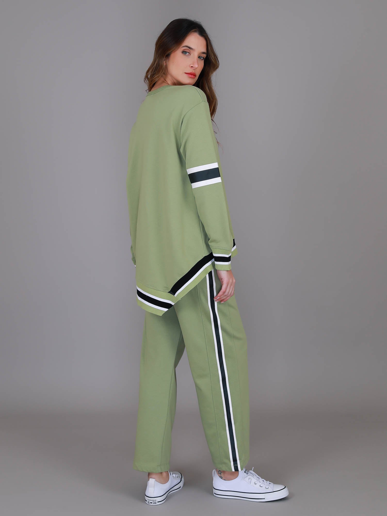 green stripe sweatshirt #color_wasabi green