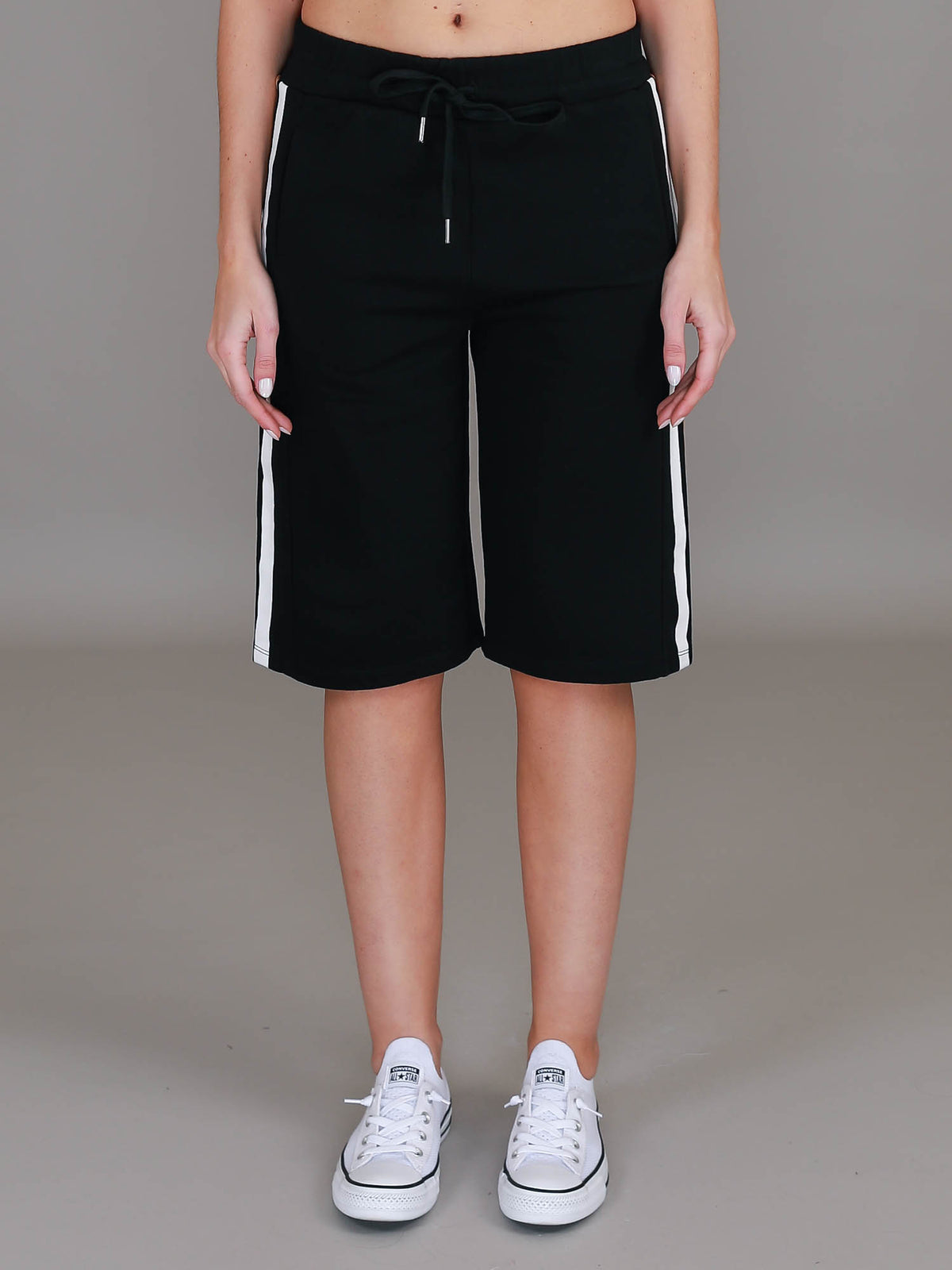 black stripe long shorts #color_black/gold