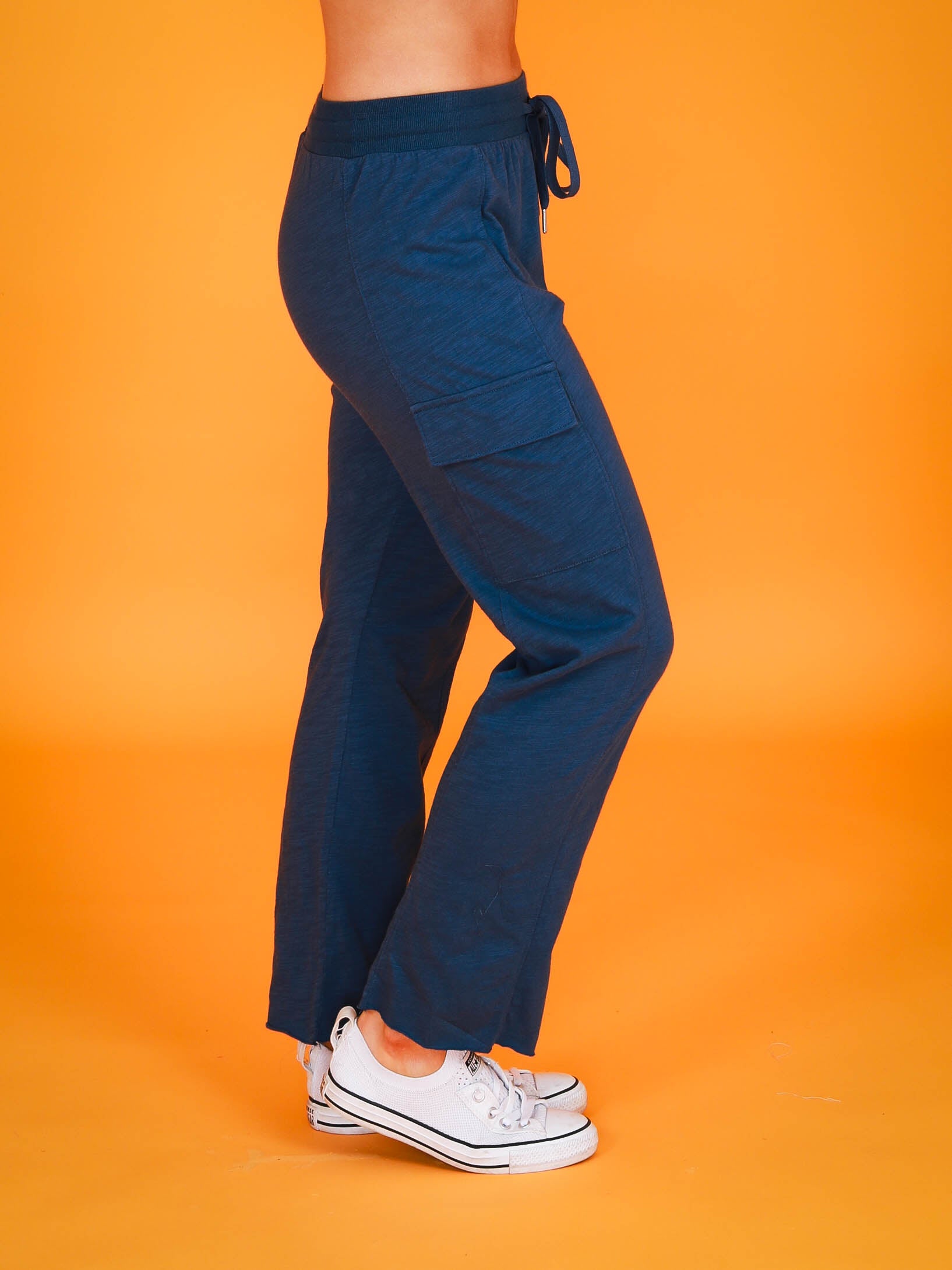black cargo pants australia #color_midnight