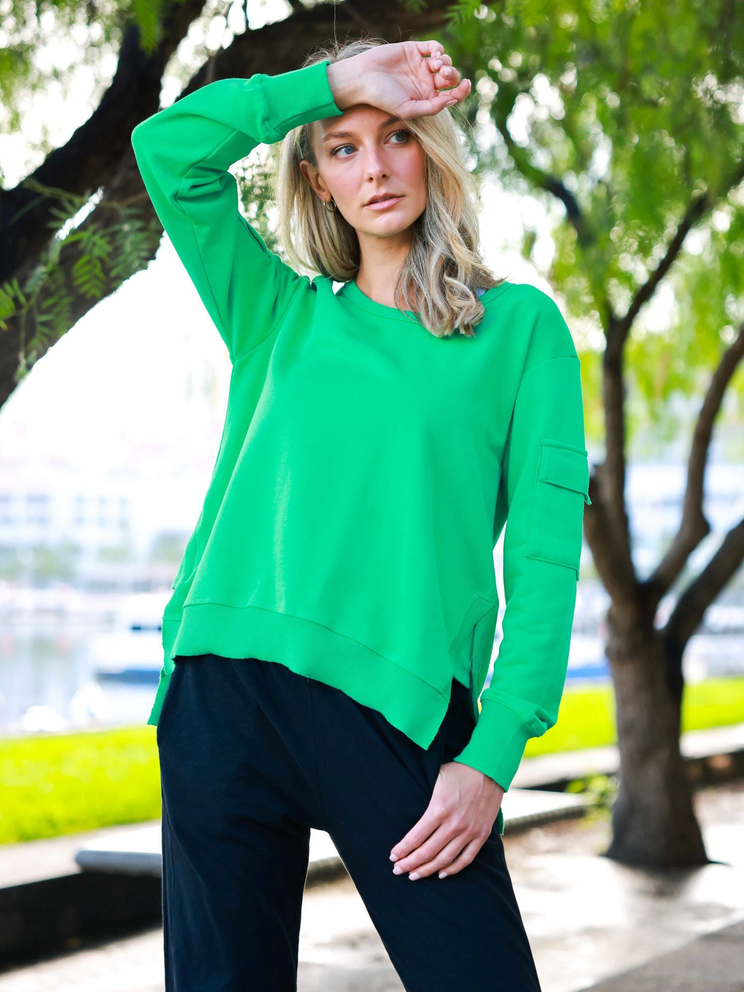 crewneck sweatshirt #color_peppermint