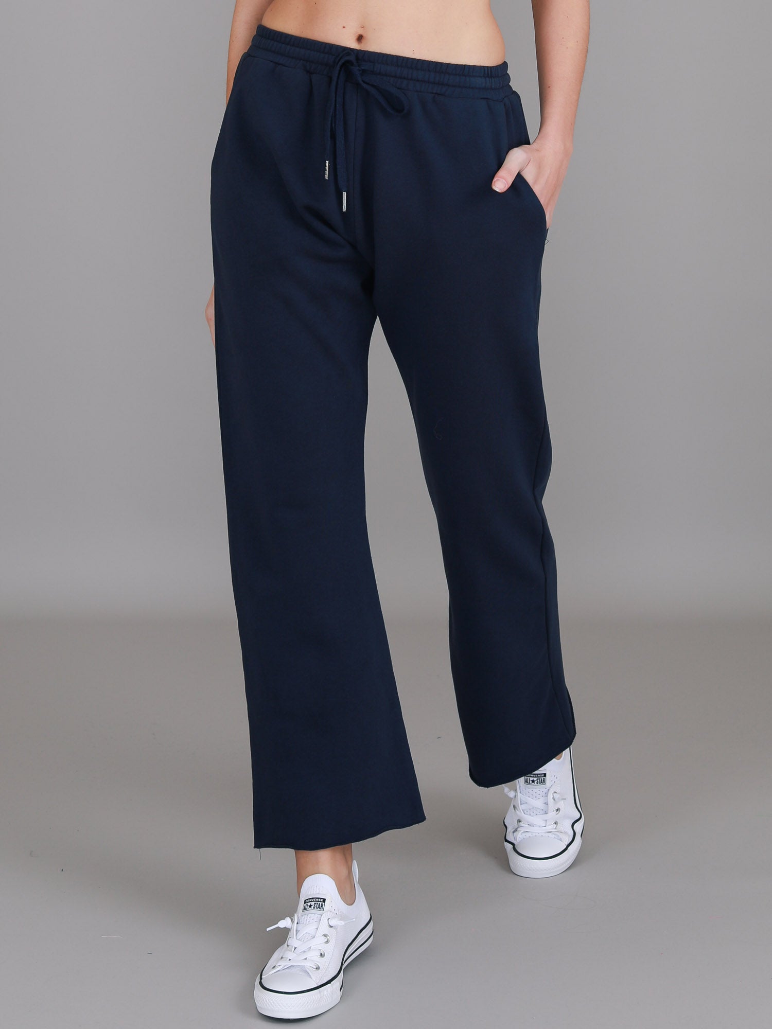 women's wide leg sweatpants #color_ink