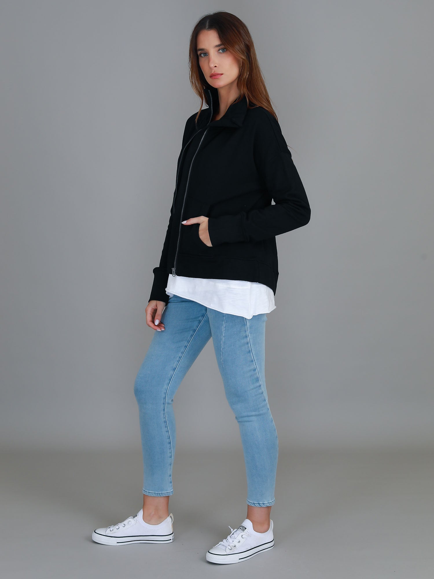 zip up jackets #color_black