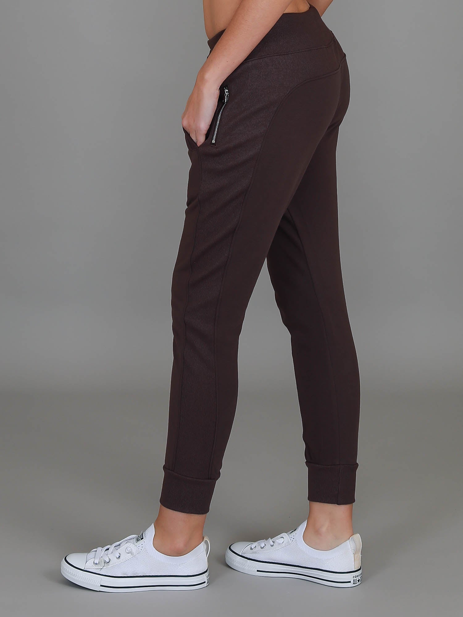 gym sweat pants #color_truffle